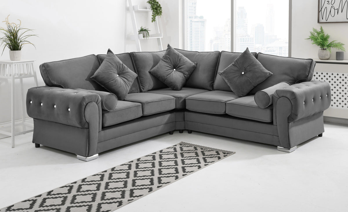 Victoria Plush Corner Fullback + Extra Cushions + Diamonds