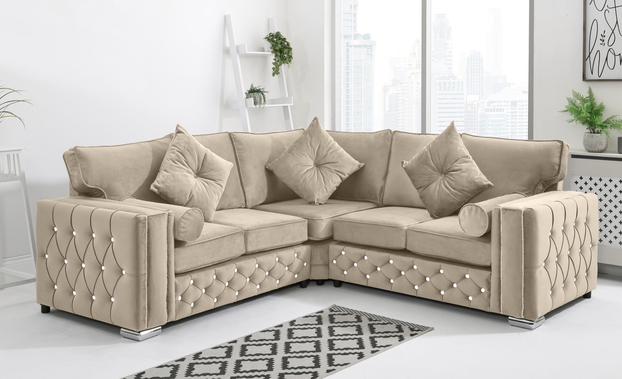 Arlo Corner Fullback + Extra Cushions + Diamonds