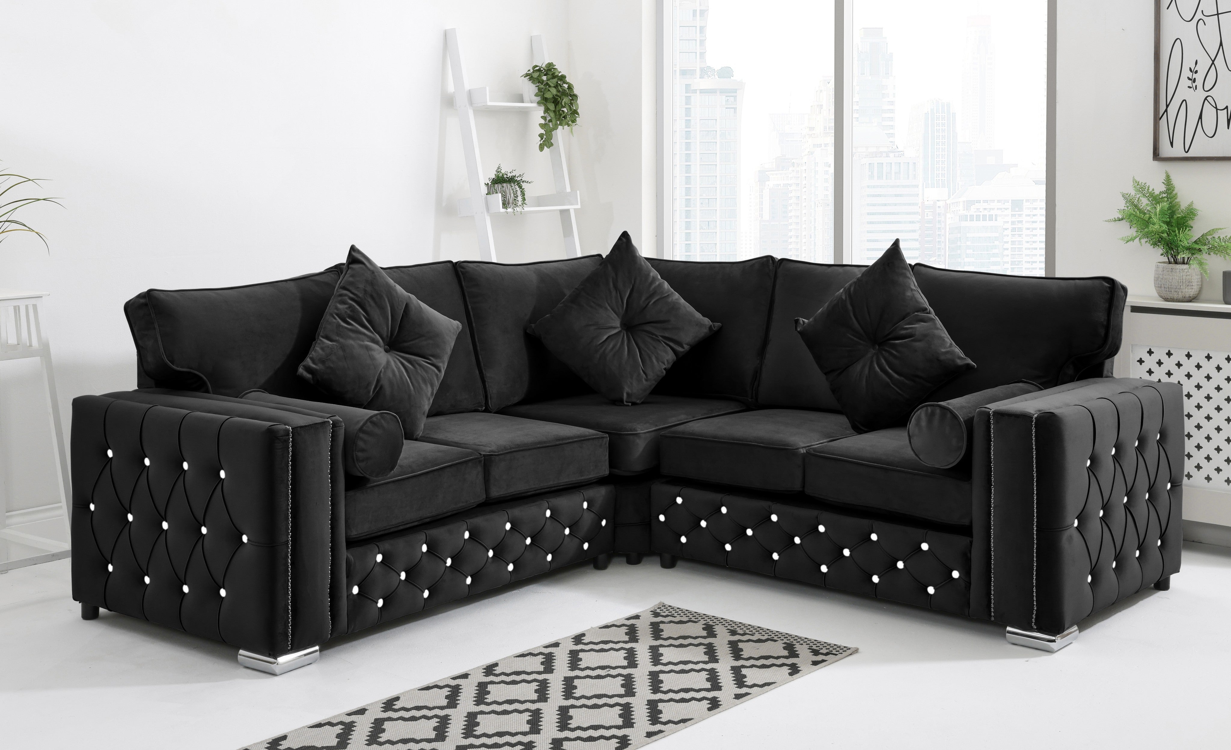 Arlo Corner Fullback + Extra Cushions + Diamonds