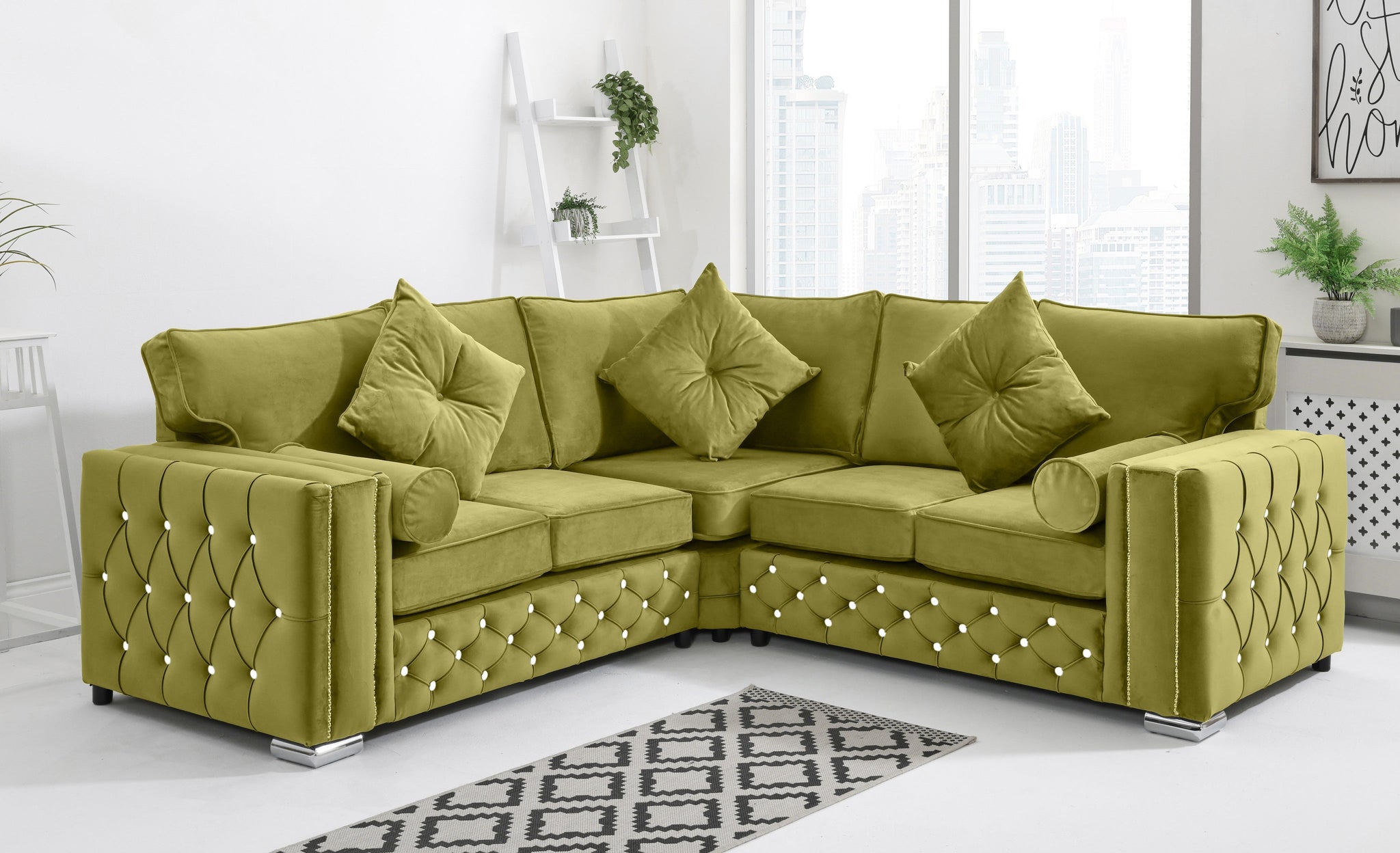 Arlo Corner Fullback + Extra Cushions + Diamonds