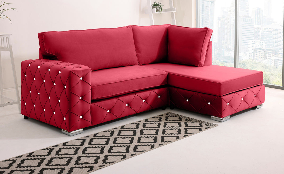 Sikara Lounge Fullback - Facing Right + Diamonds