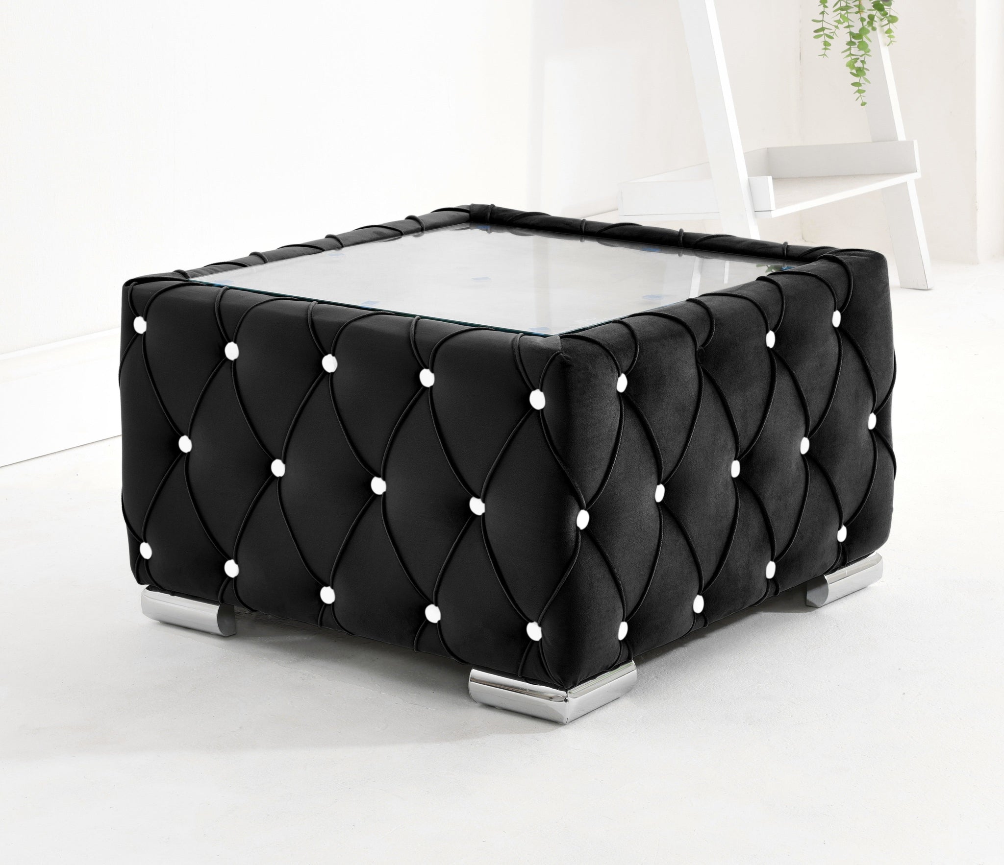 Victoria Plush Corner Fullback + Extra Cushions + Diamonds