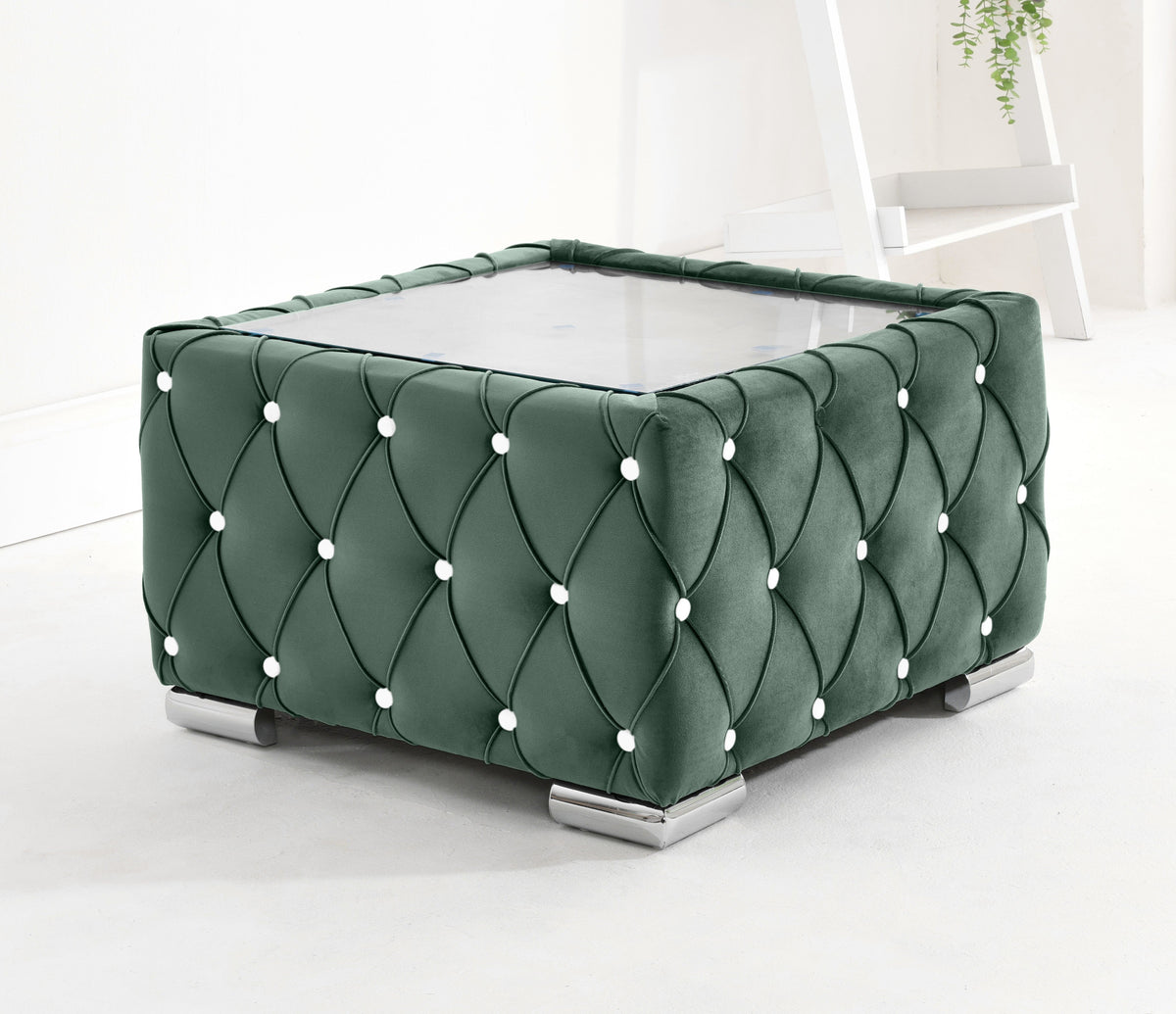 Sikara Corner Fullback - 2c2 + Diamonds+ Bolster / Buttoned Cushions