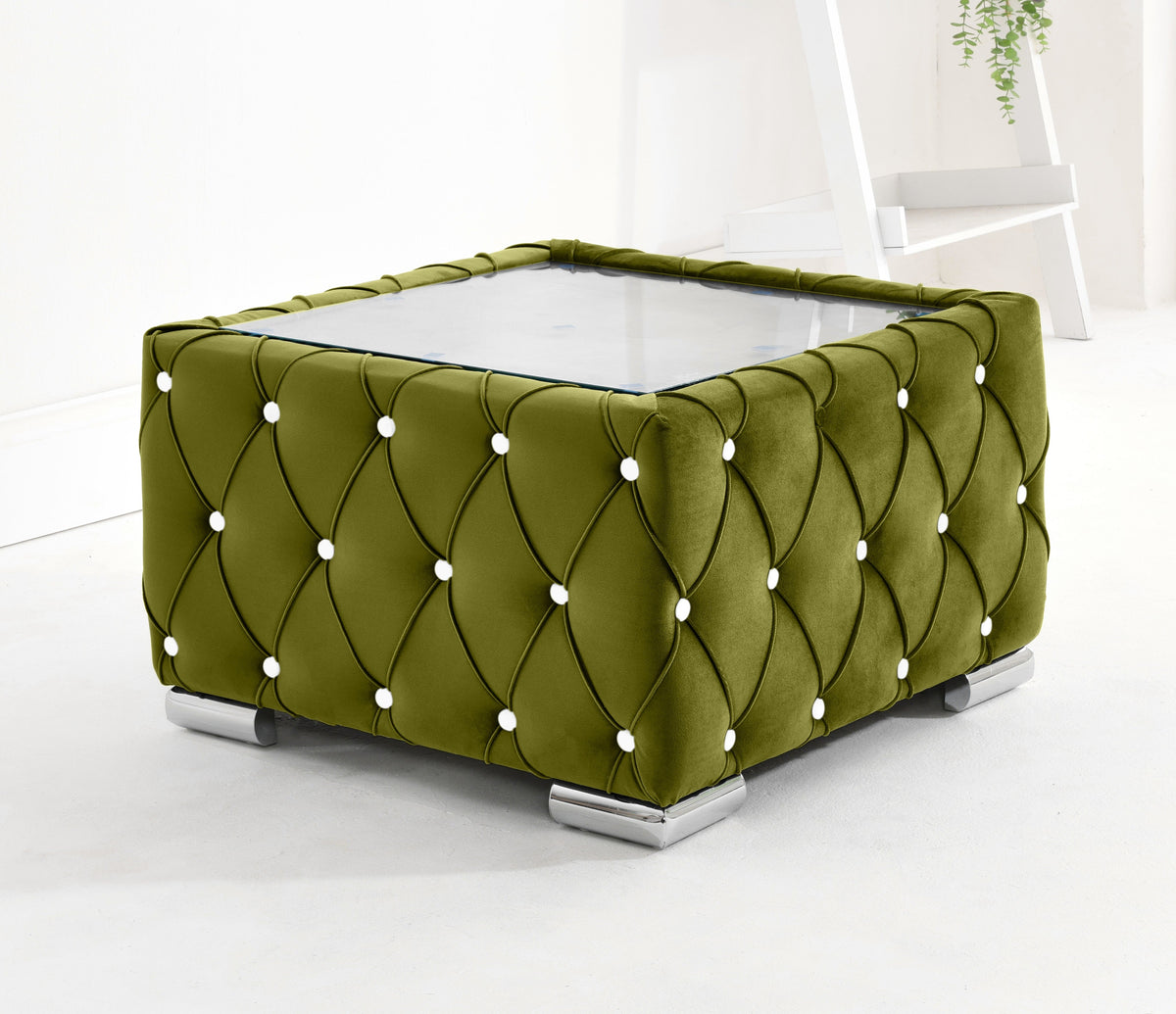 Sikara Corner Fullback - 2c2 + Diamonds+ Bolster / Buttoned Cushions