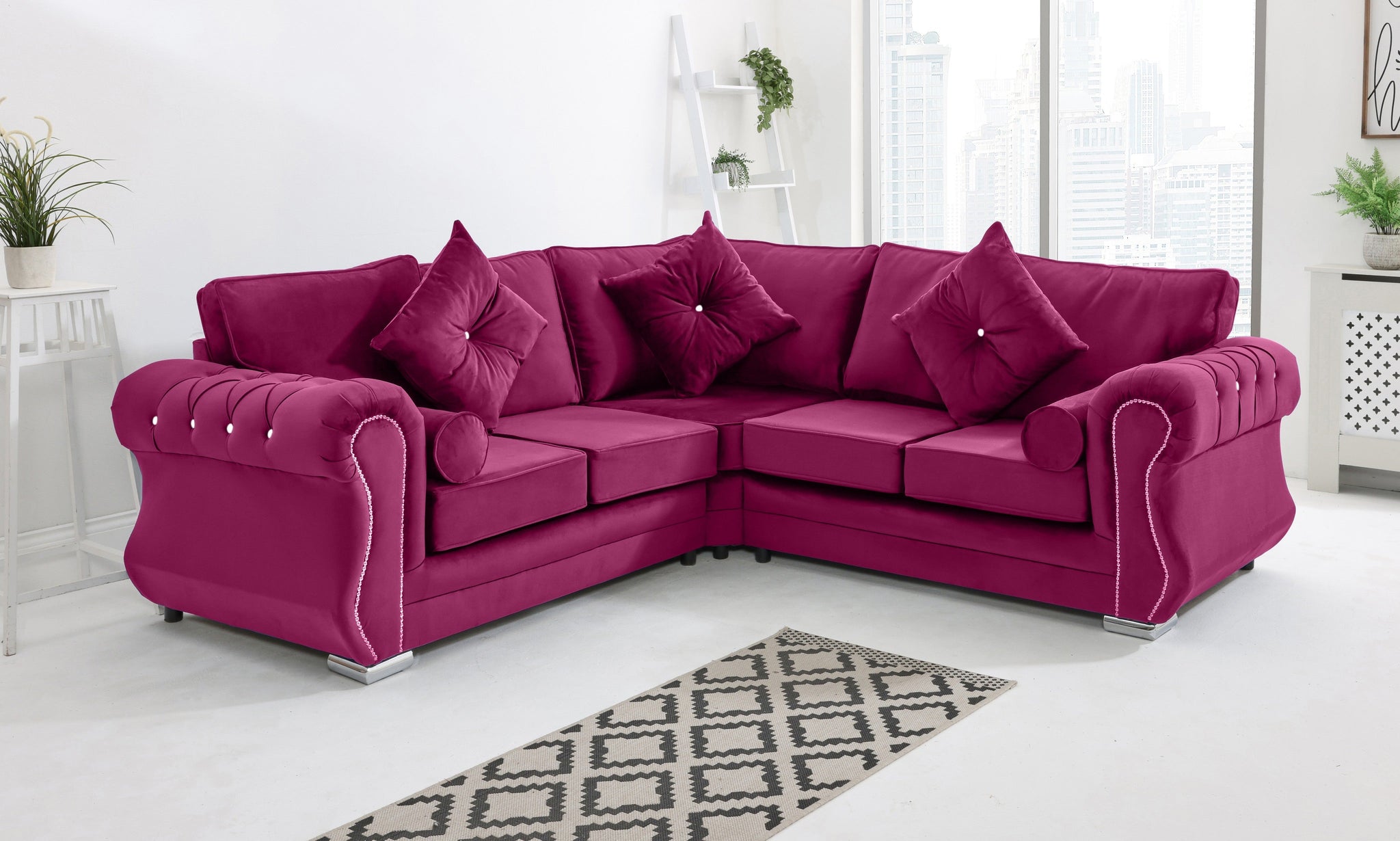 Elowen Corner Fullback + Diamonds + Extra Cushions