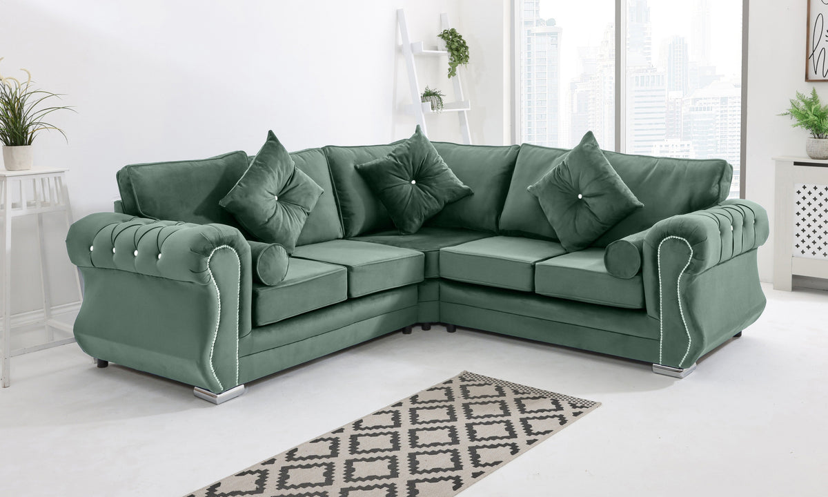 Elowen Corner Fullback + Diamonds + Extra Cushions