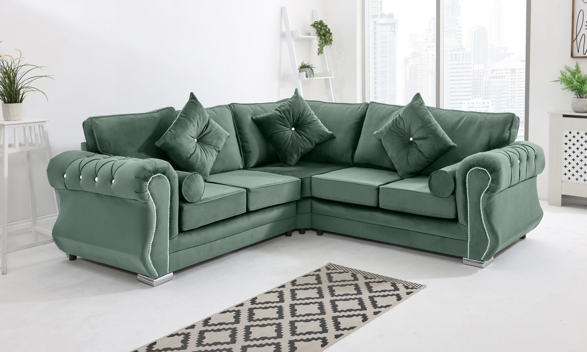 Elowen Corner Fullback + Diamonds + Extra Cushions