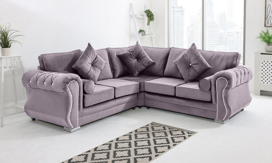 Elowen Corner Fullback + Diamonds + Extra Cushions
