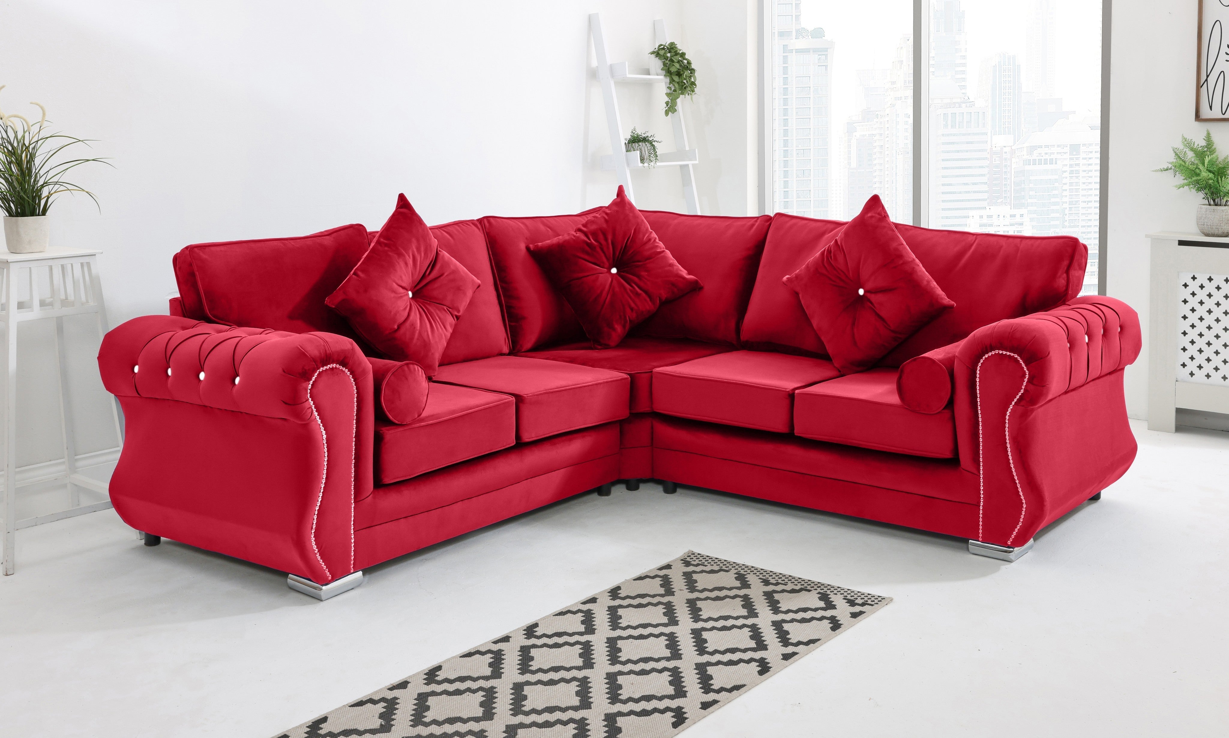 Elowen Corner Fullback + Diamonds + Extra Cushions
