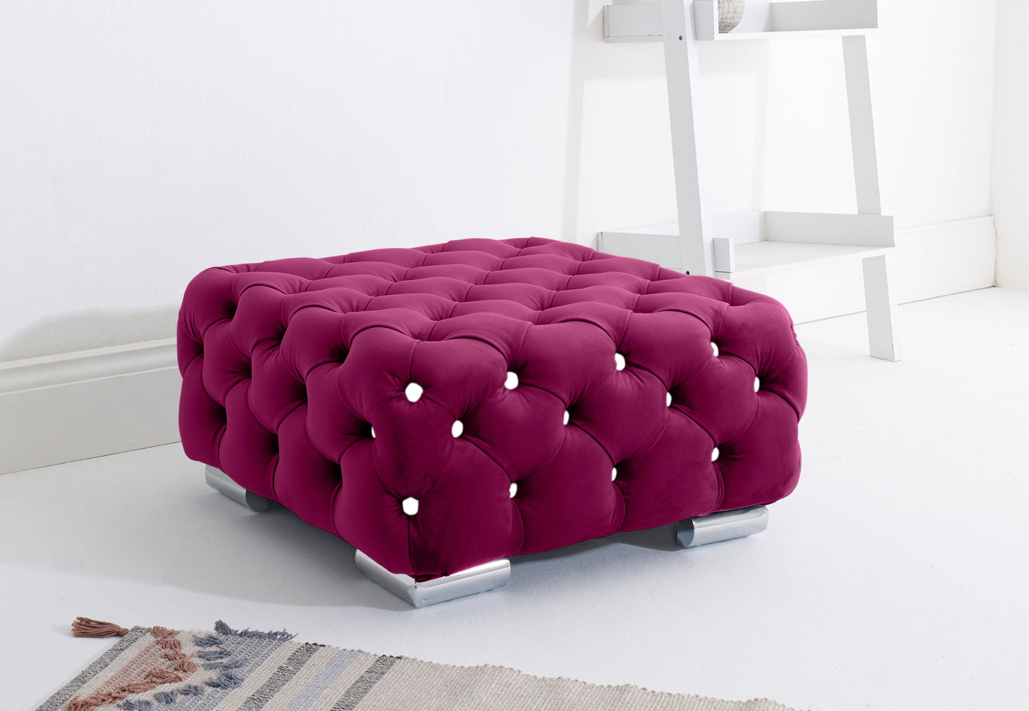 Verona Plush Corner Fullback + Extra Cushions + Diamonds