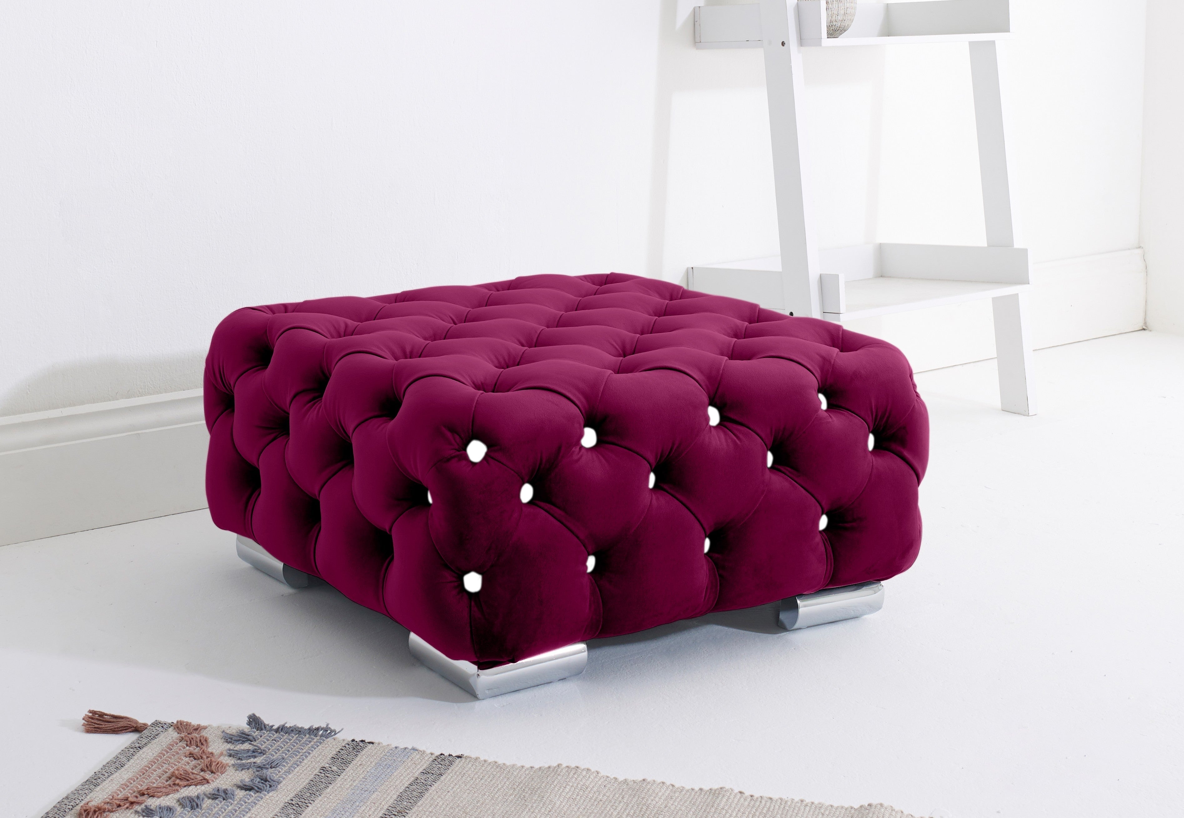 Victoria Plush Corner Scatterback + Diamonds
