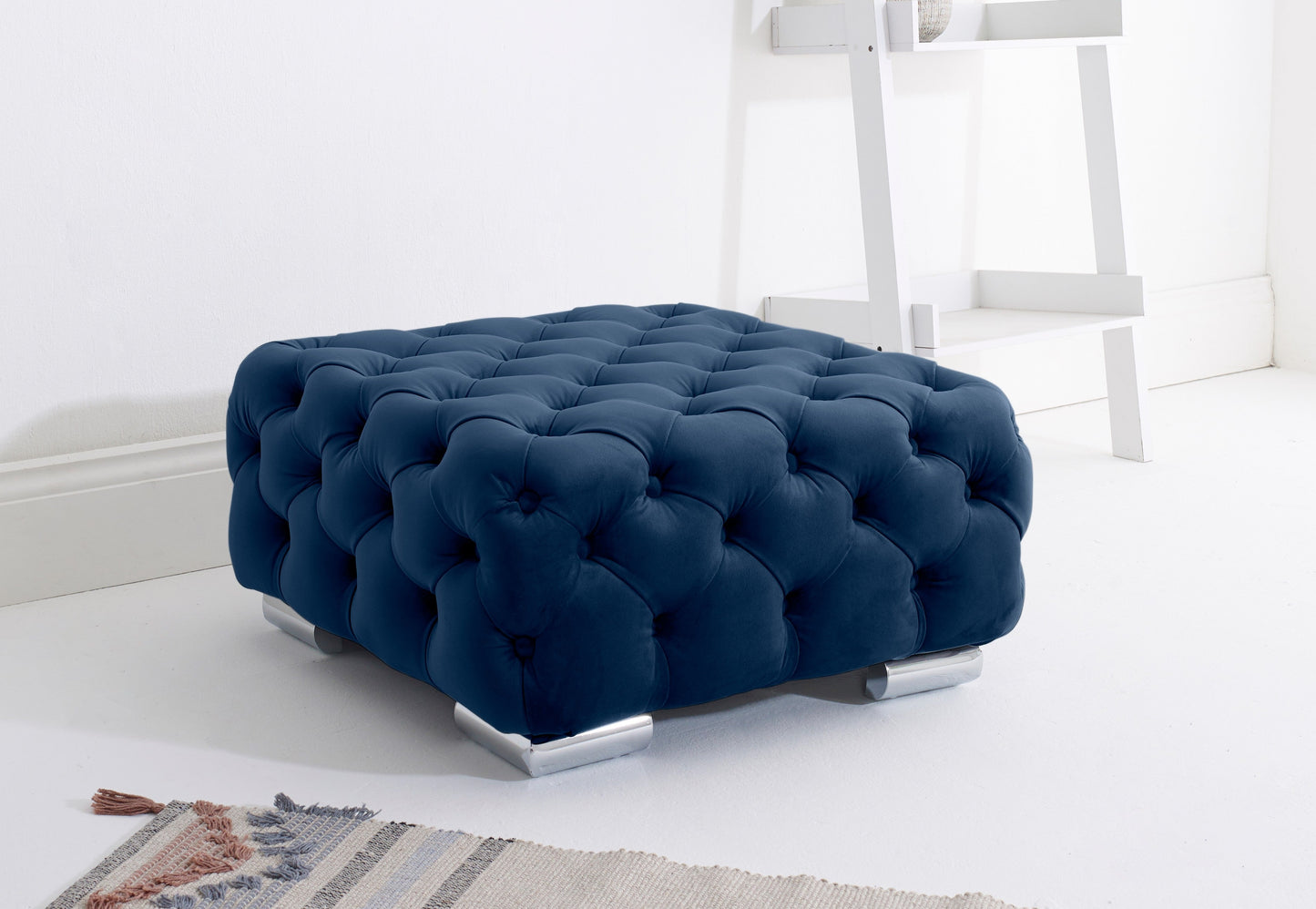 Verona Plush Corner Fullback + Extra Cushions + Diamonds