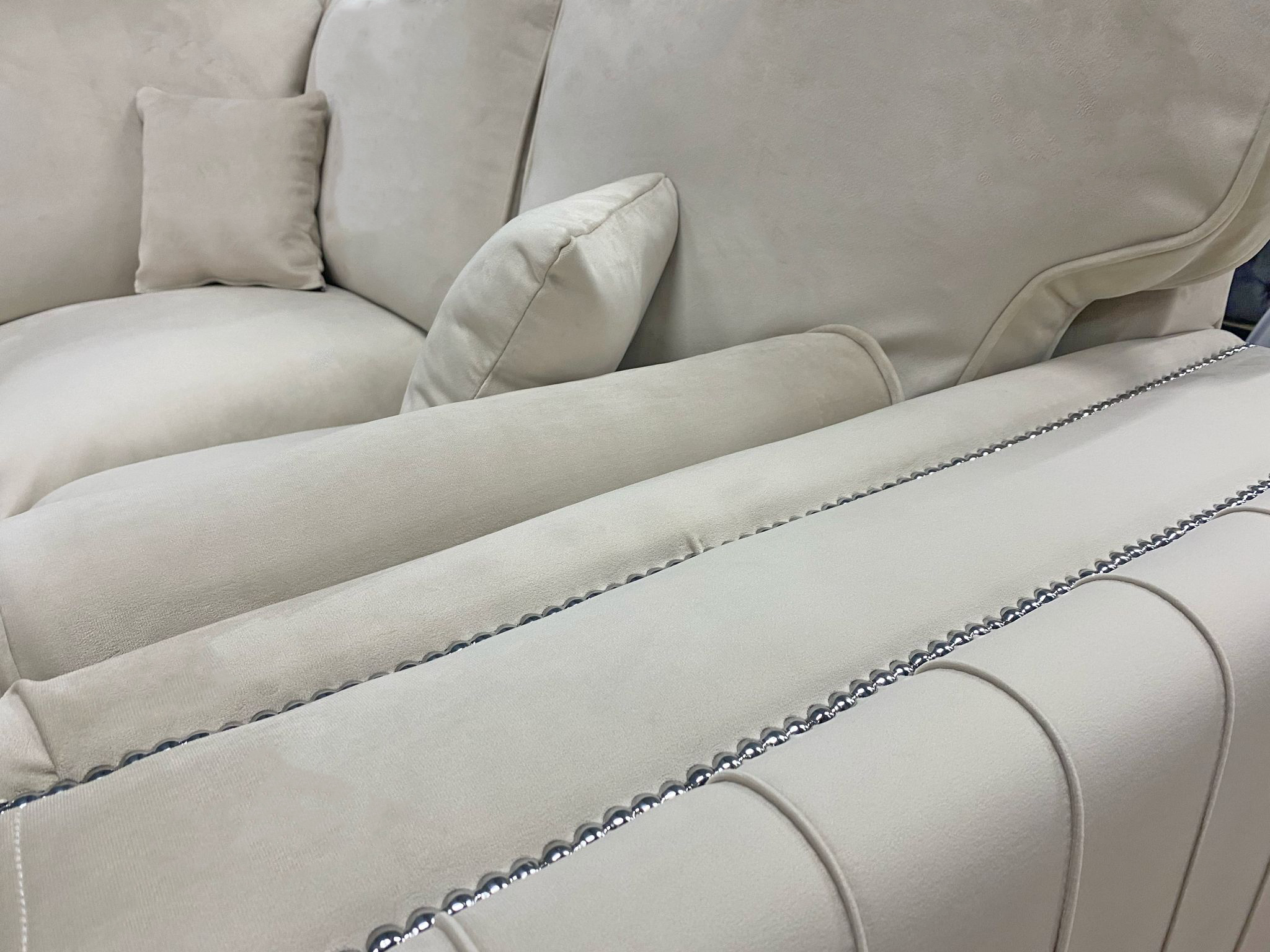 Lyra Corner Fullback Plush Cushions - 2c1