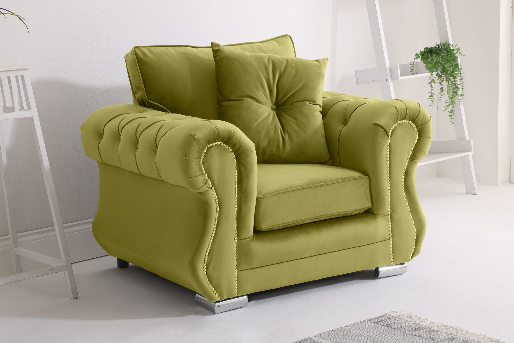 Elowen Corner Fullback + Extra Cushions