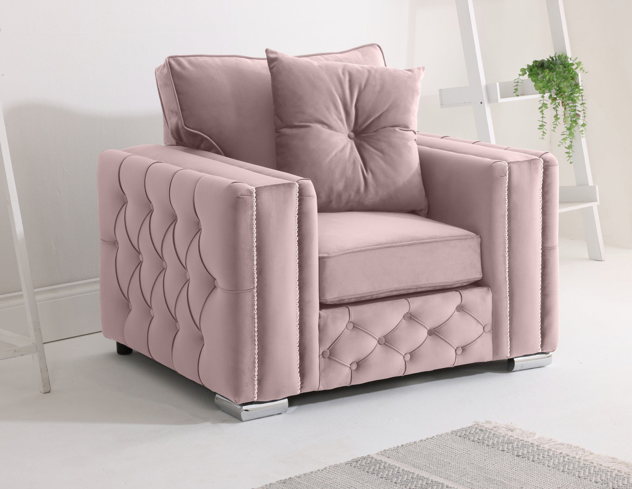 Arlo Corner Fullback + Extra Cushions