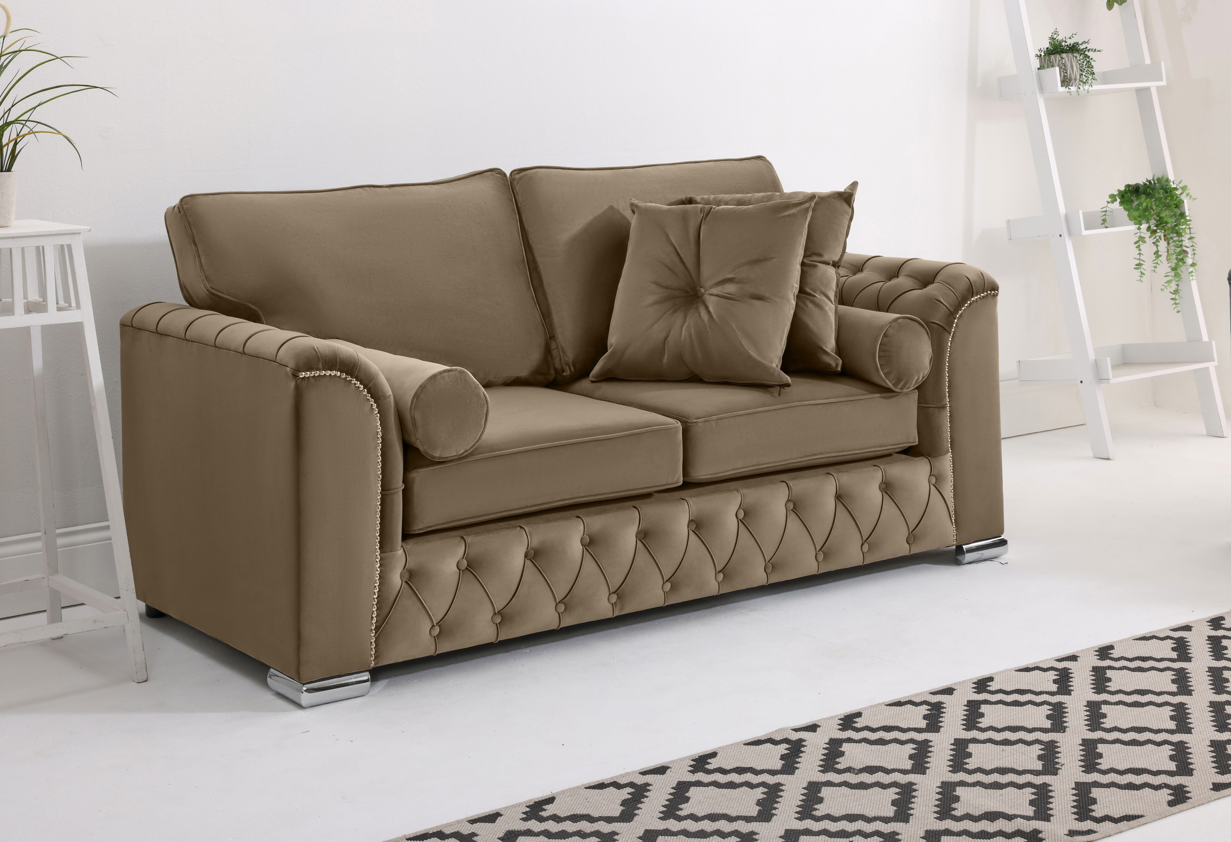 Serene 3+2 Fullback + Extra Cushions