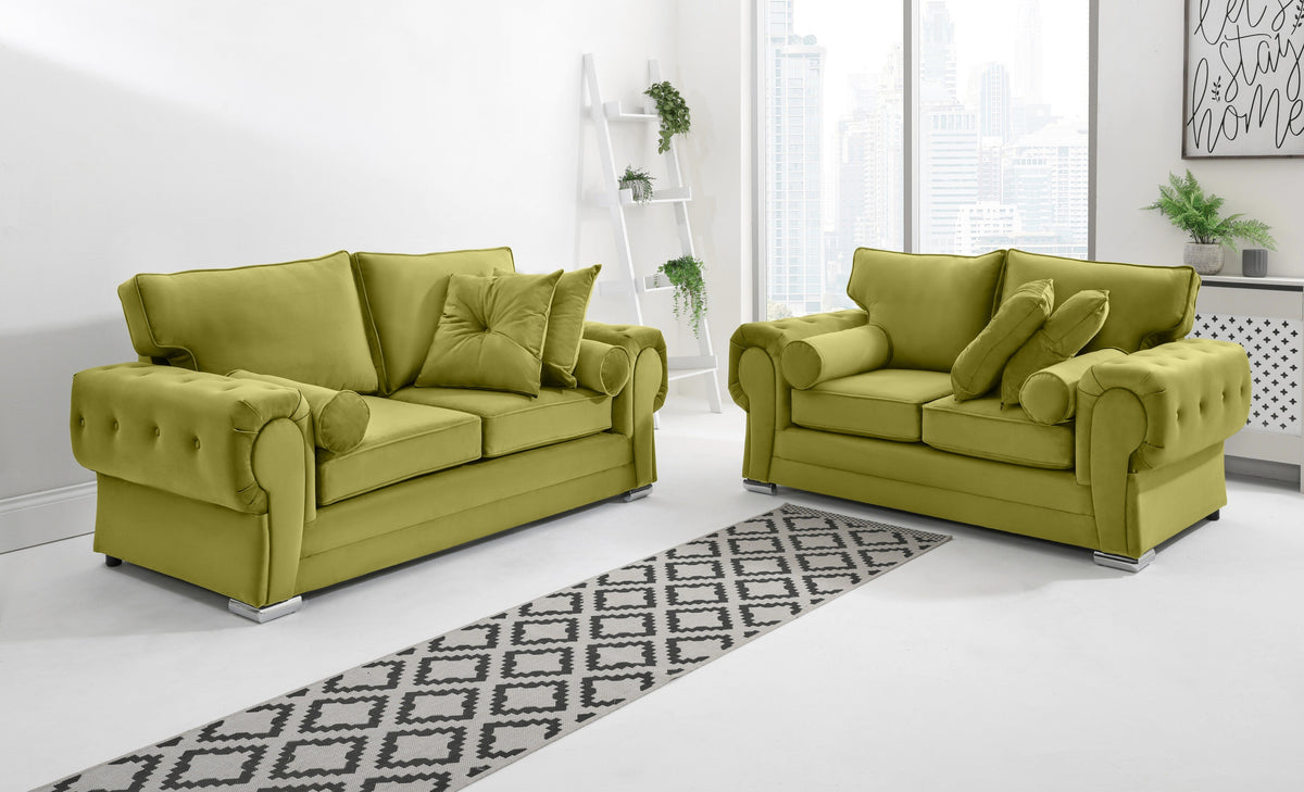 Victoria Plush 3+2 Fullback + Extra Cushions