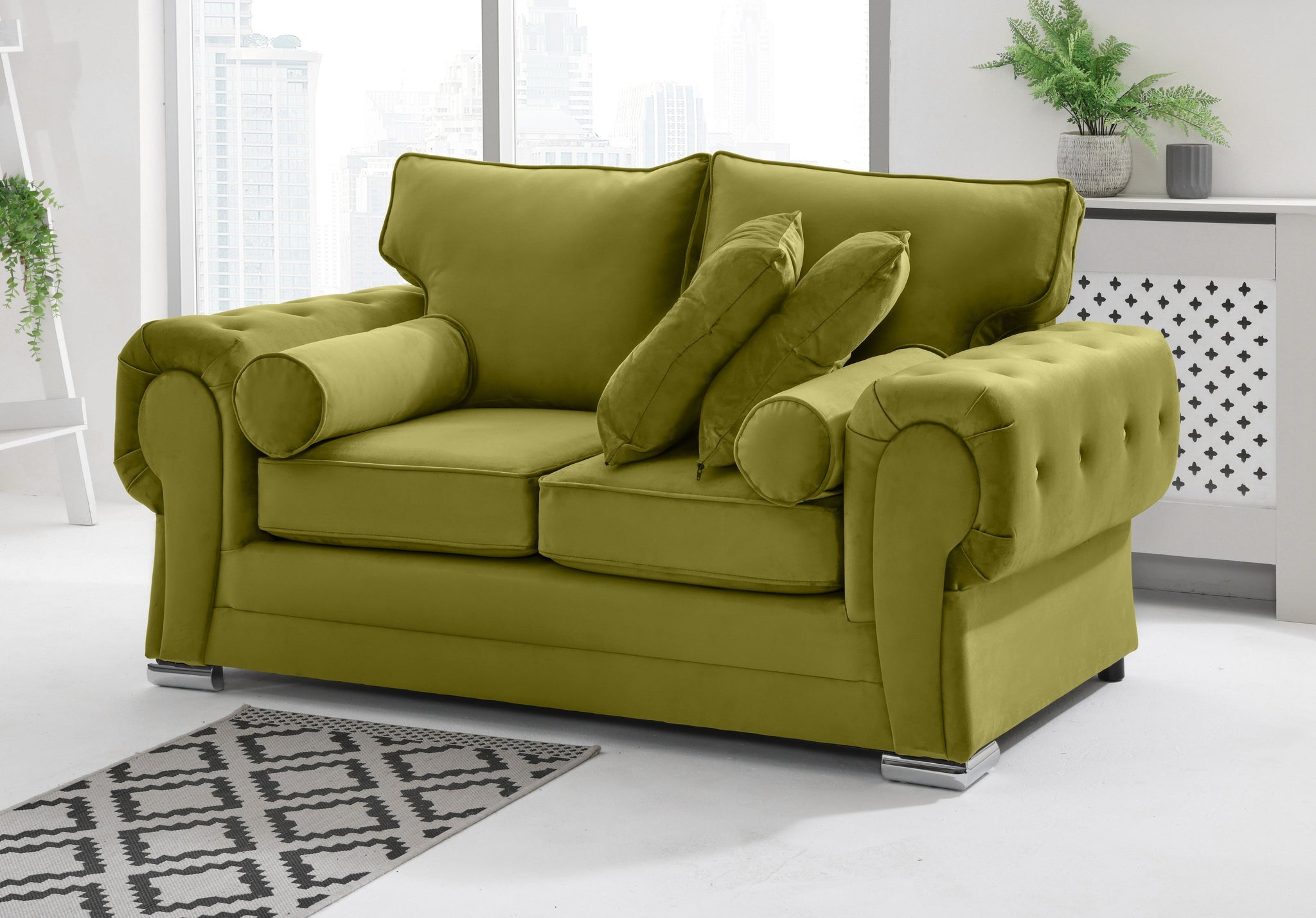 Victoria Plush 3+2 Fullback + Extra Cushions