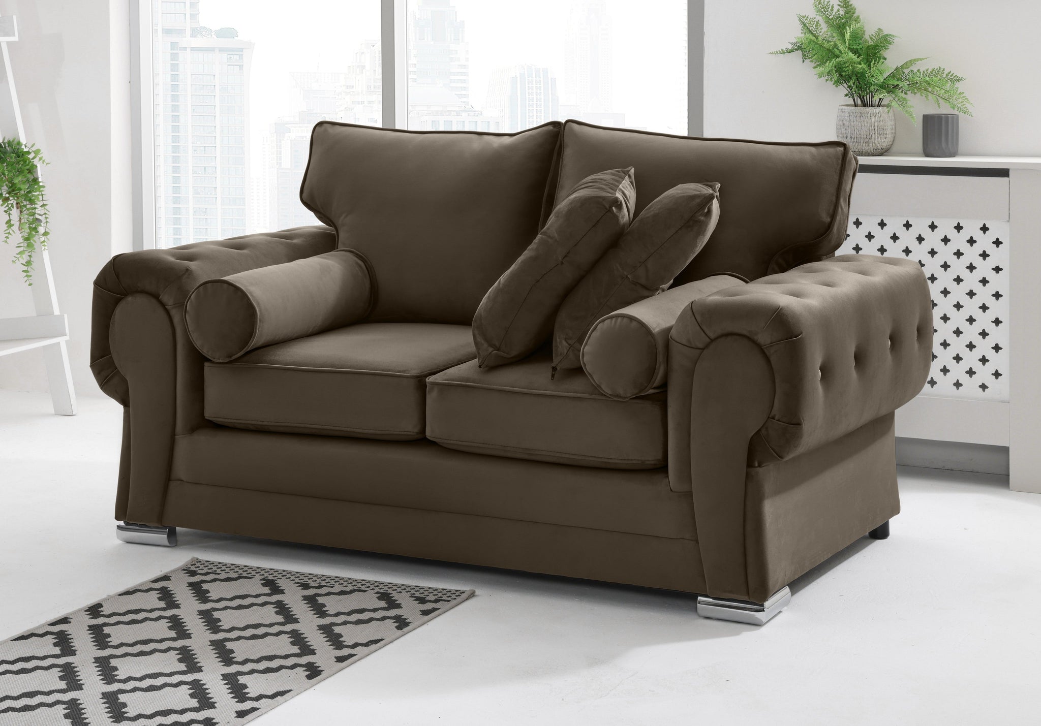 Victoria Plush 3+2 Fullback + Extra Cushions