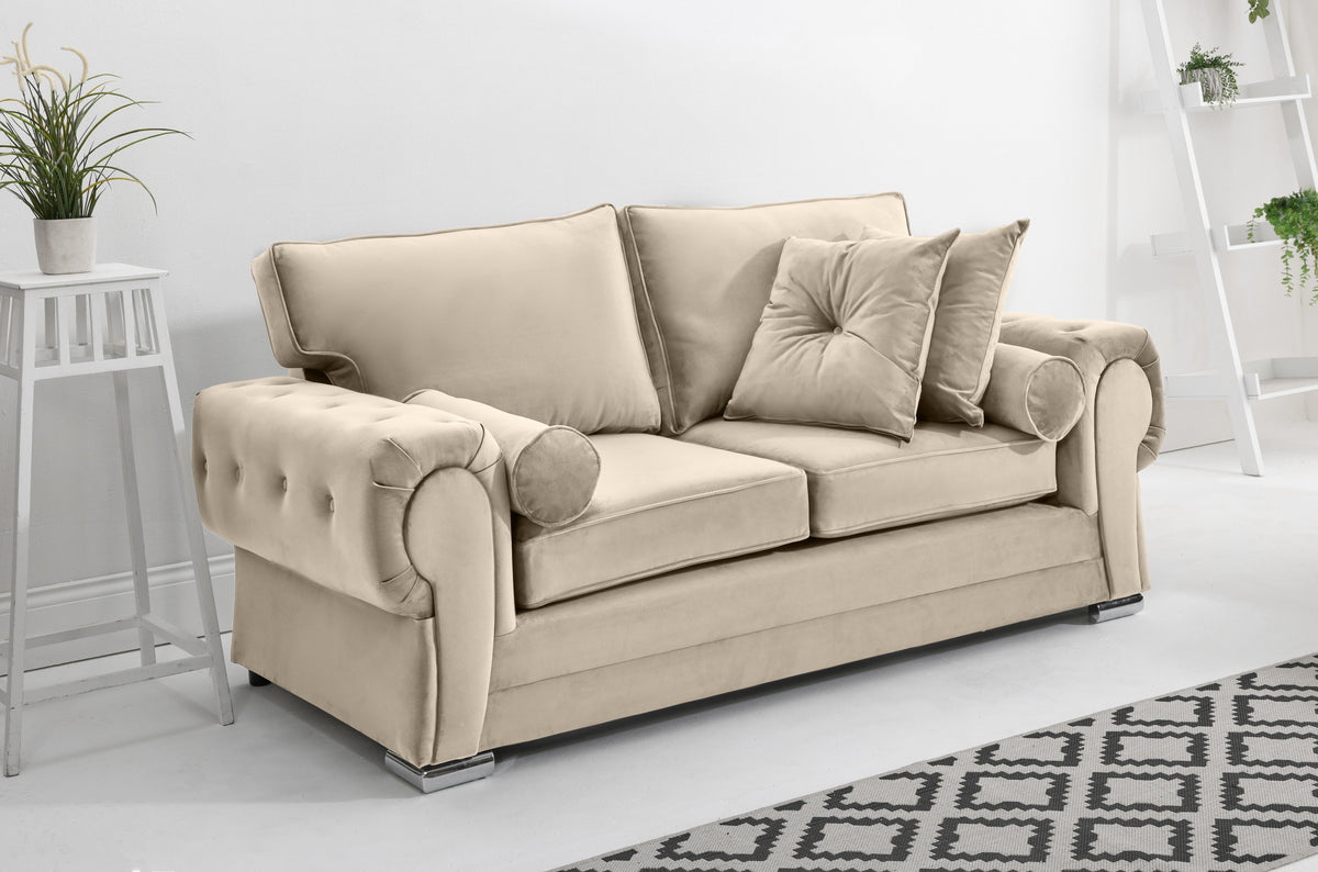 Victoria Plush 3+2 Fullback + Extra Cushions