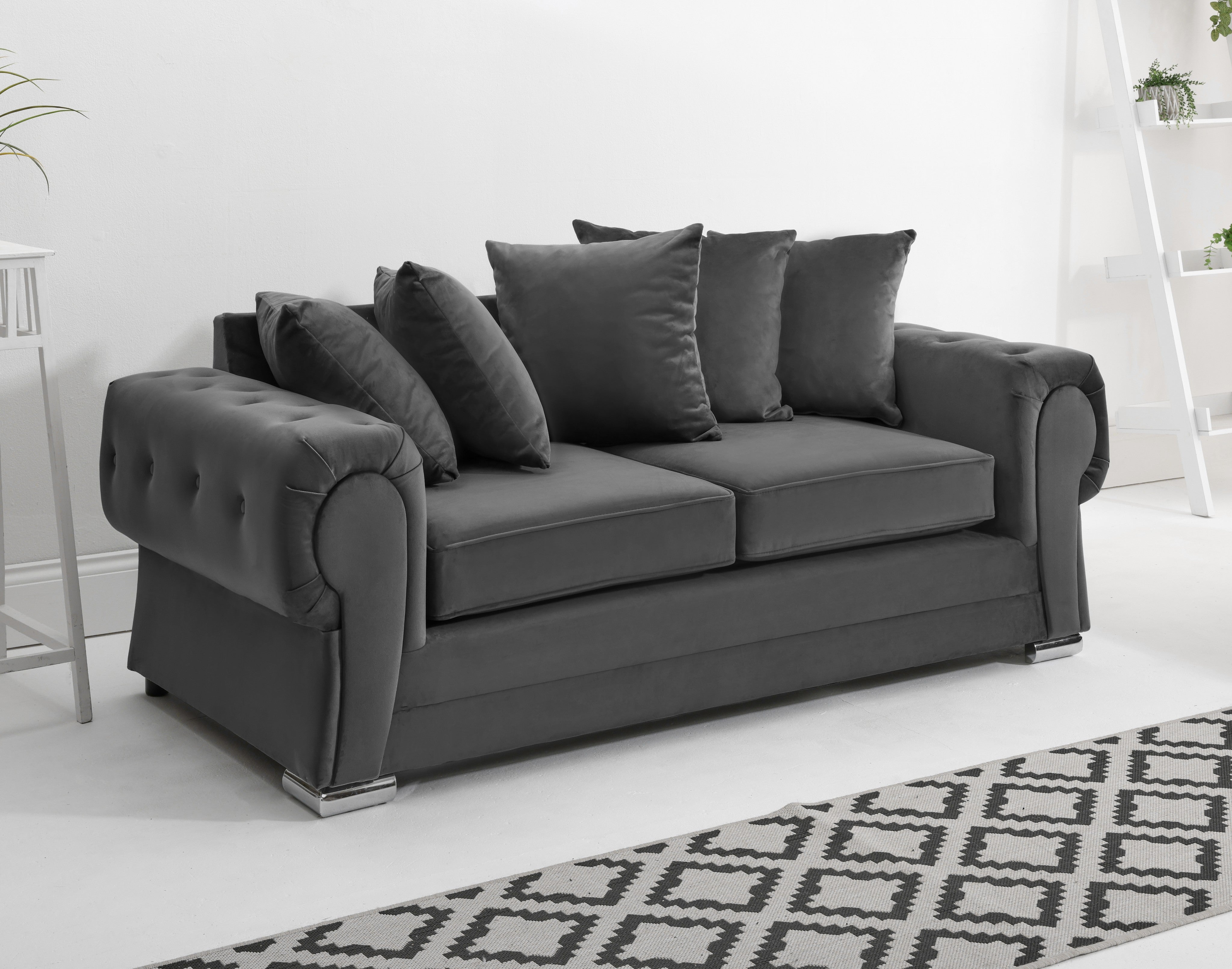 Victoria Plush 3+2 Scatterback