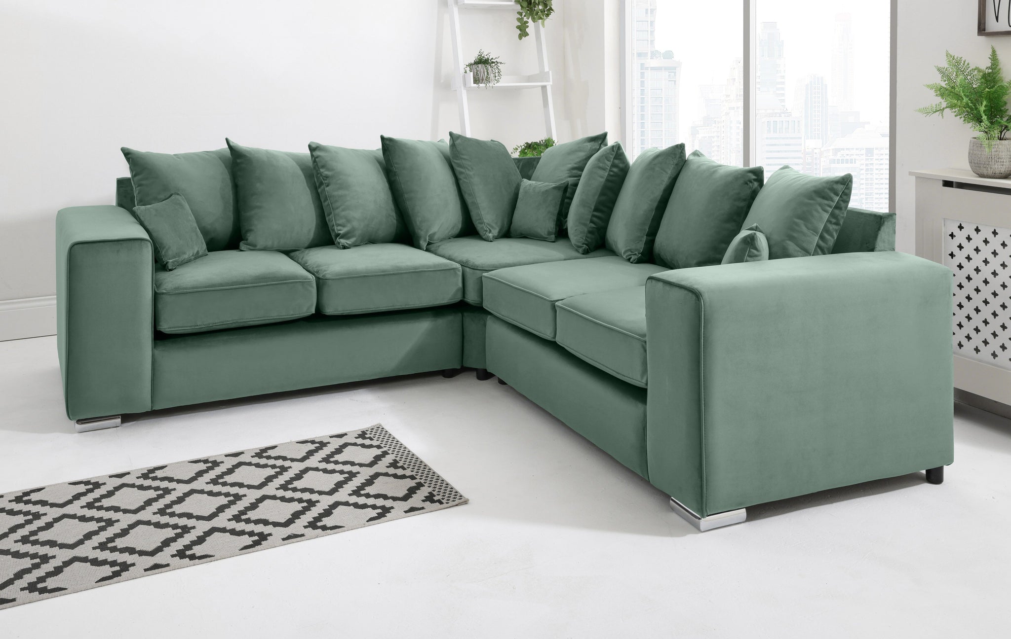 Elara Corner Scatterback