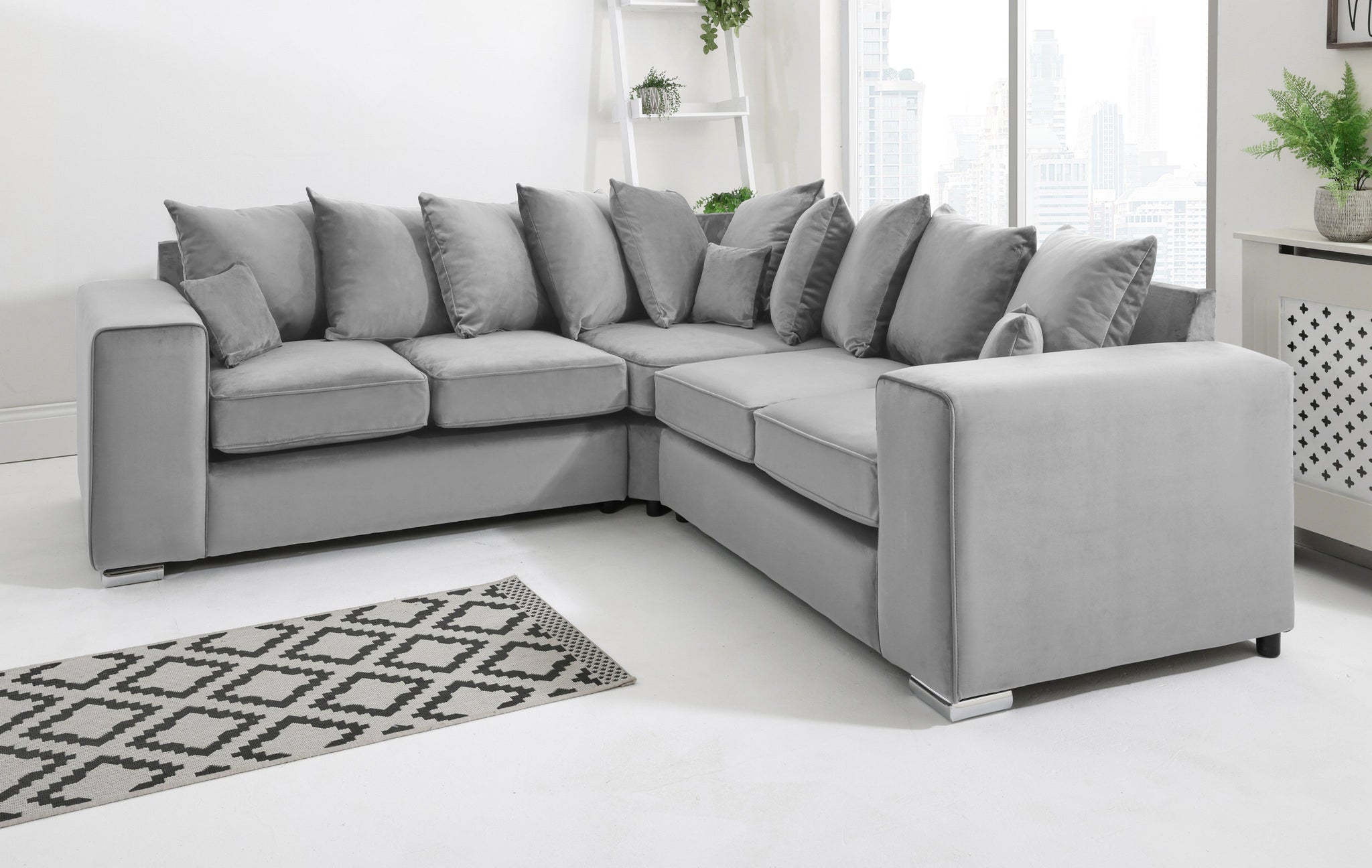 Elara Corner Scatterback