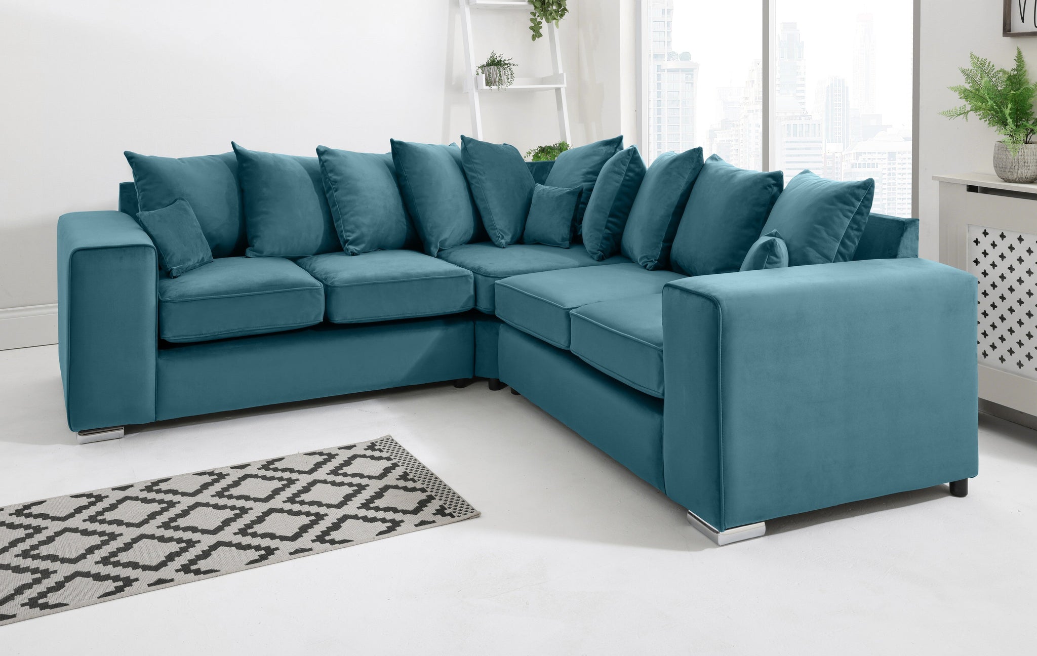 Elara Corner Scatterback