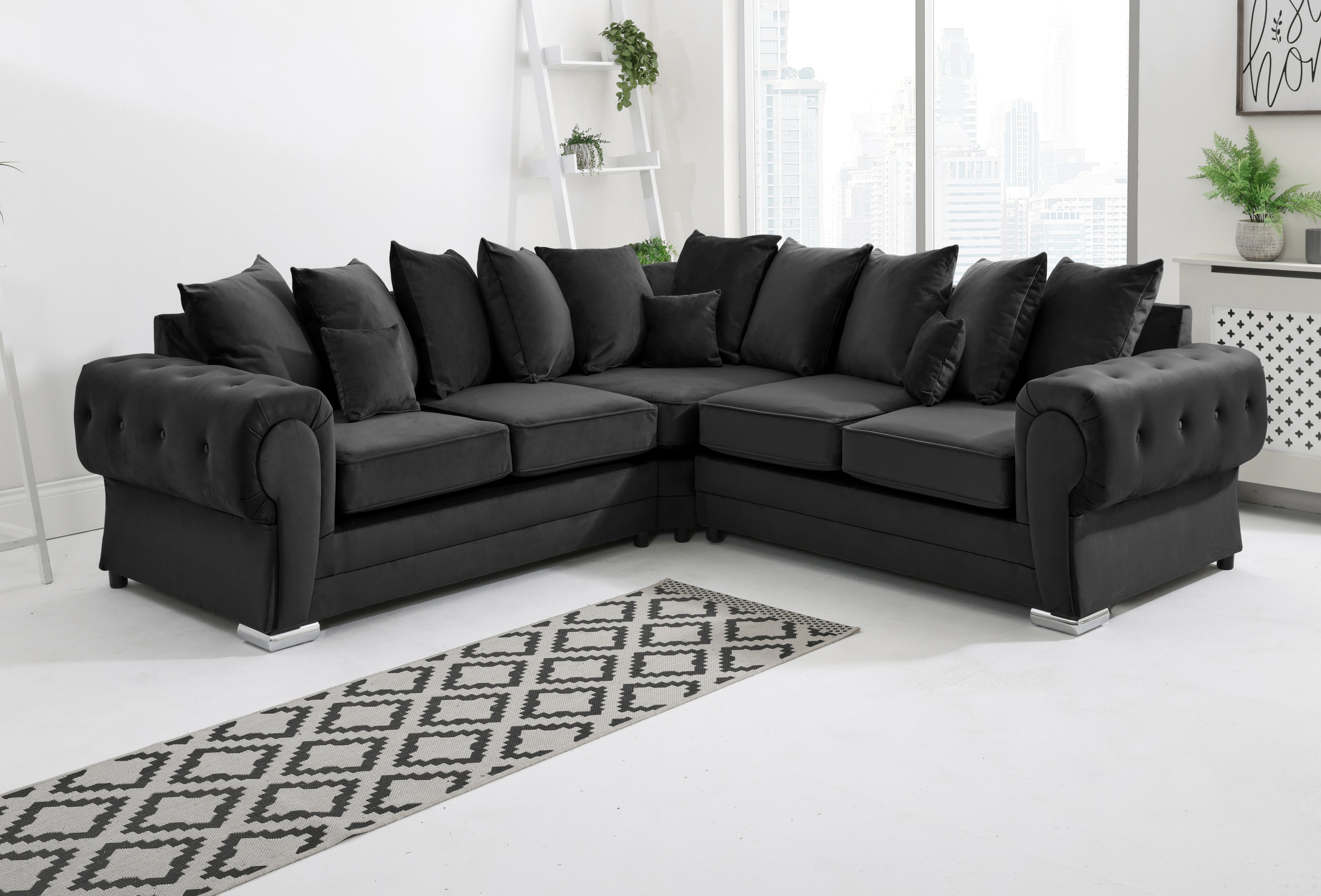 Victoria Plush Corner Scatterback