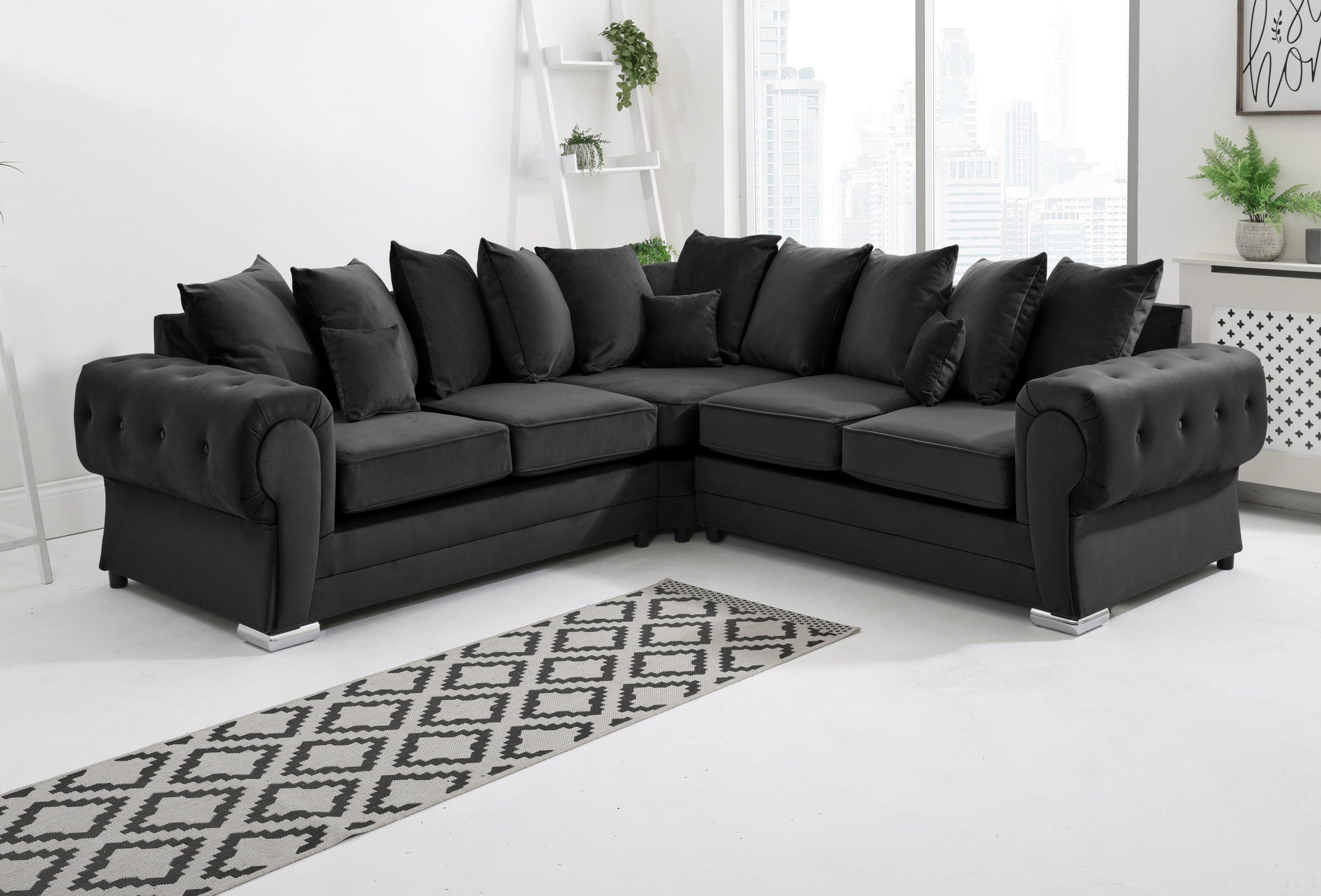 Victoria Plush Corner Scatterback