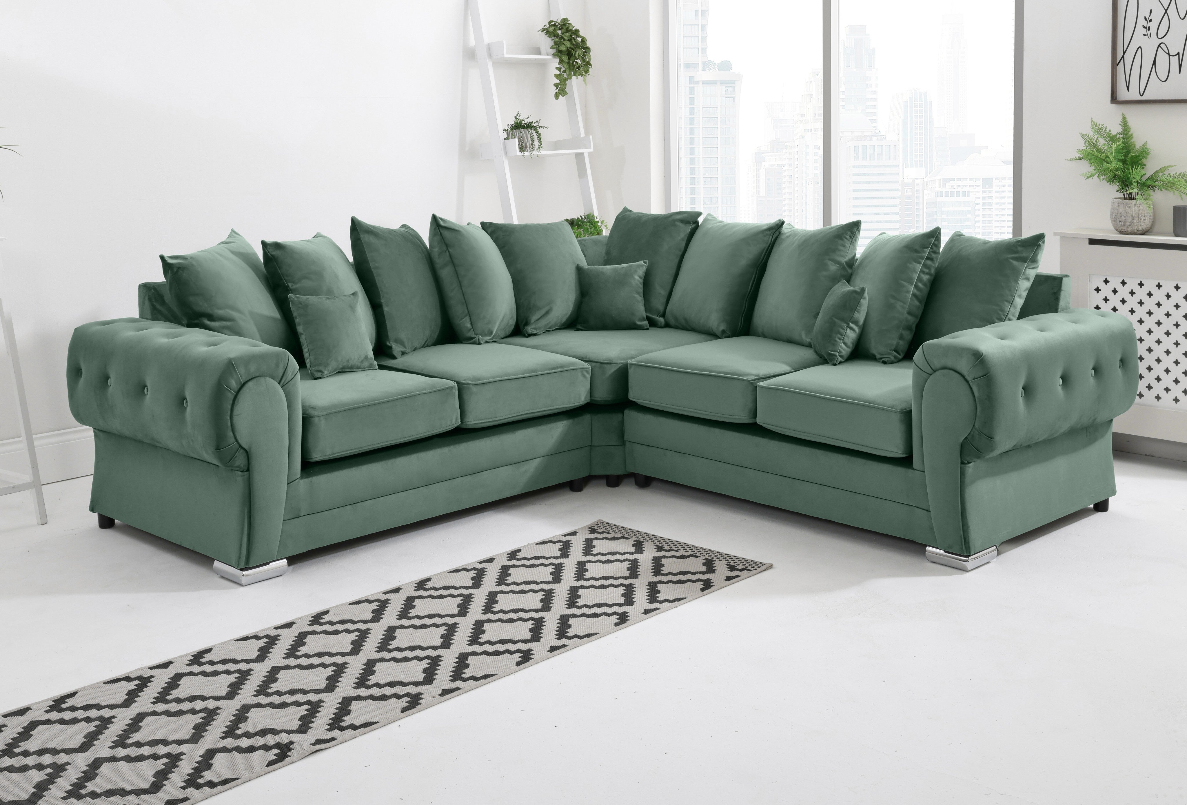 Victoria Plush Corner Scatterback