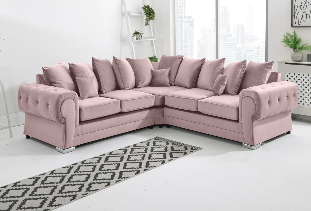 Victoria Plush Corner Scatterback