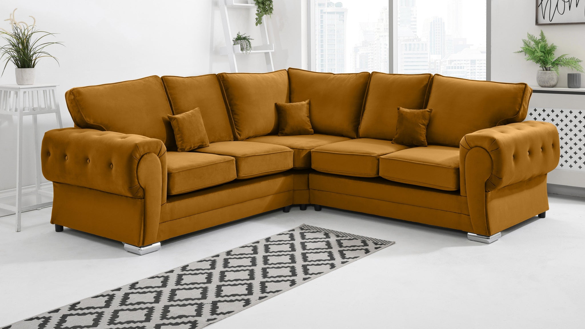 Victoria Plush Corner Fullback