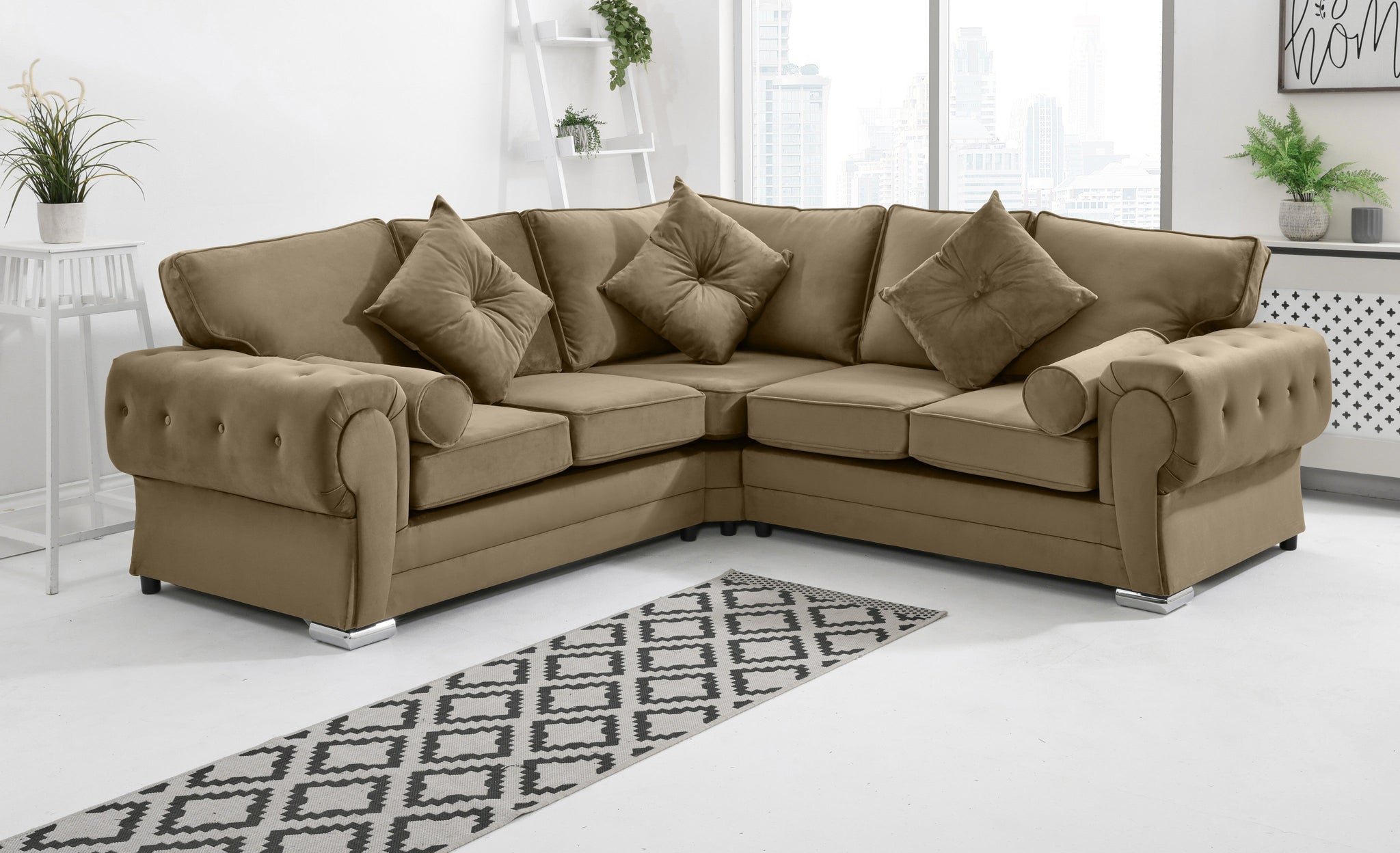 Victoria Plush Corner Fullback + Extra Cushions