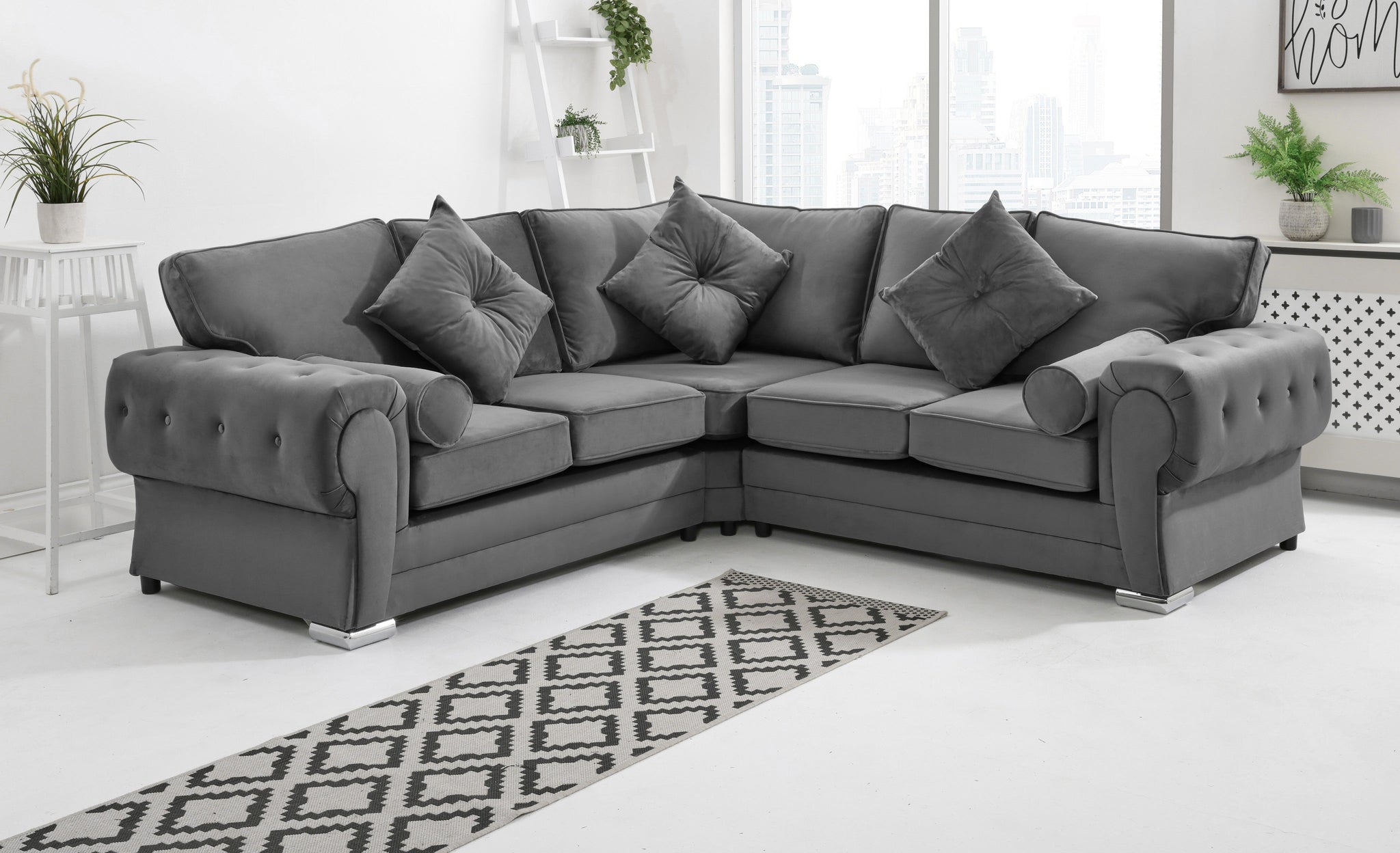Victoria Plush Corner Fullback + Extra Cushions