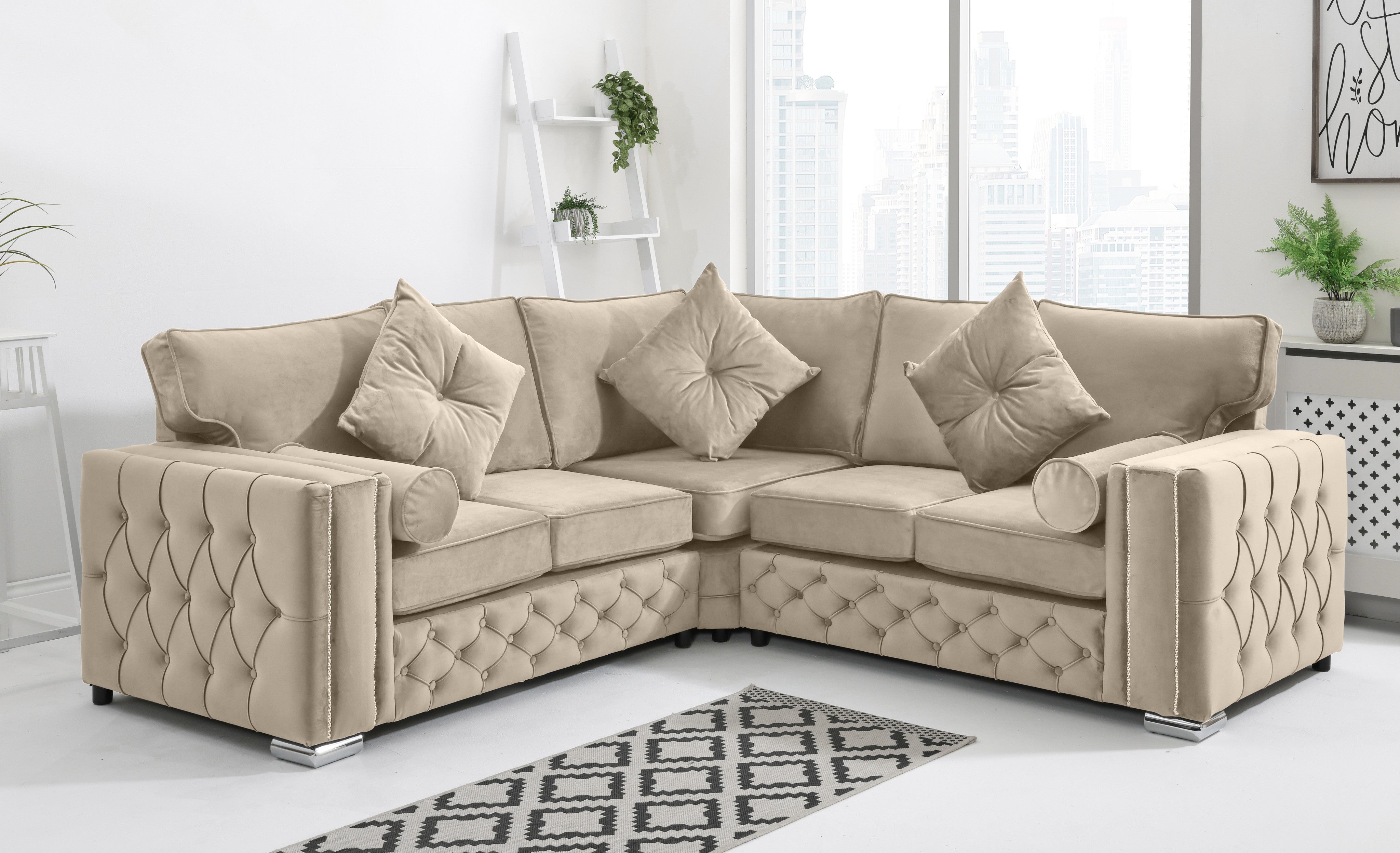 Arlo Corner Fullback + Extra Cushions