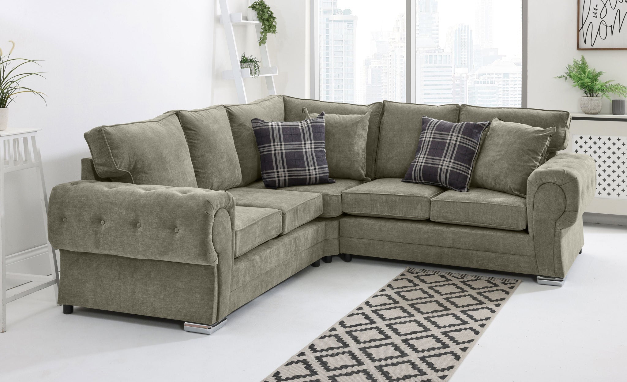 Victoria Chenile Corner Fullback + Extra Cushions