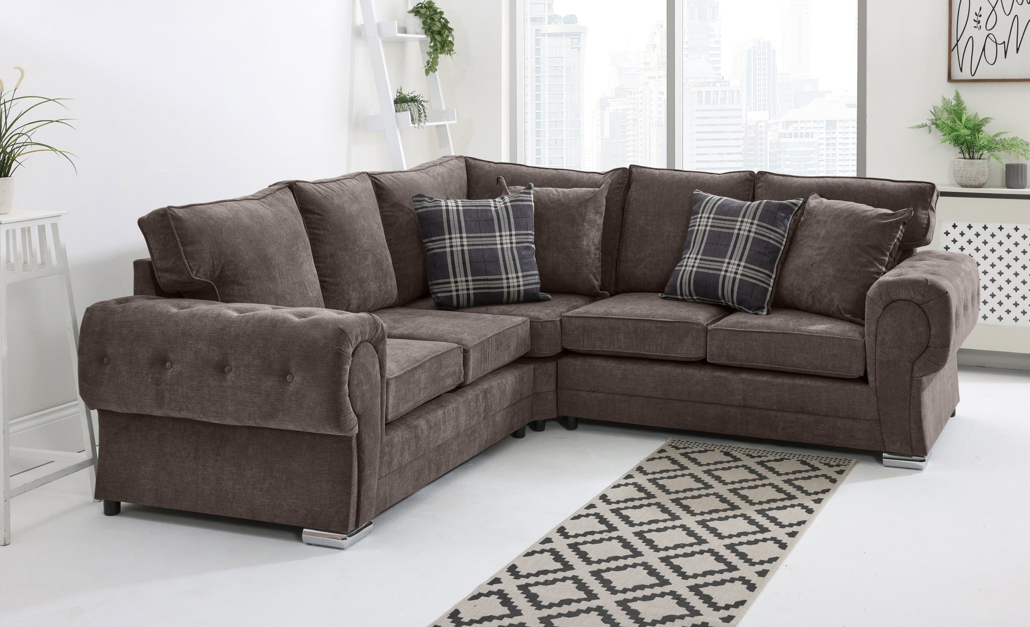 Victoria Chenile Corner Fullback + Extra Cushions