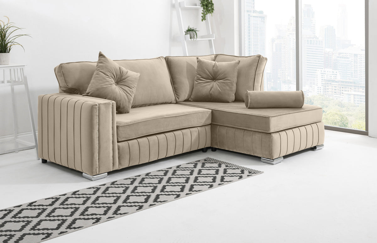 Lyra Lounge Fullback + Extra Cushions