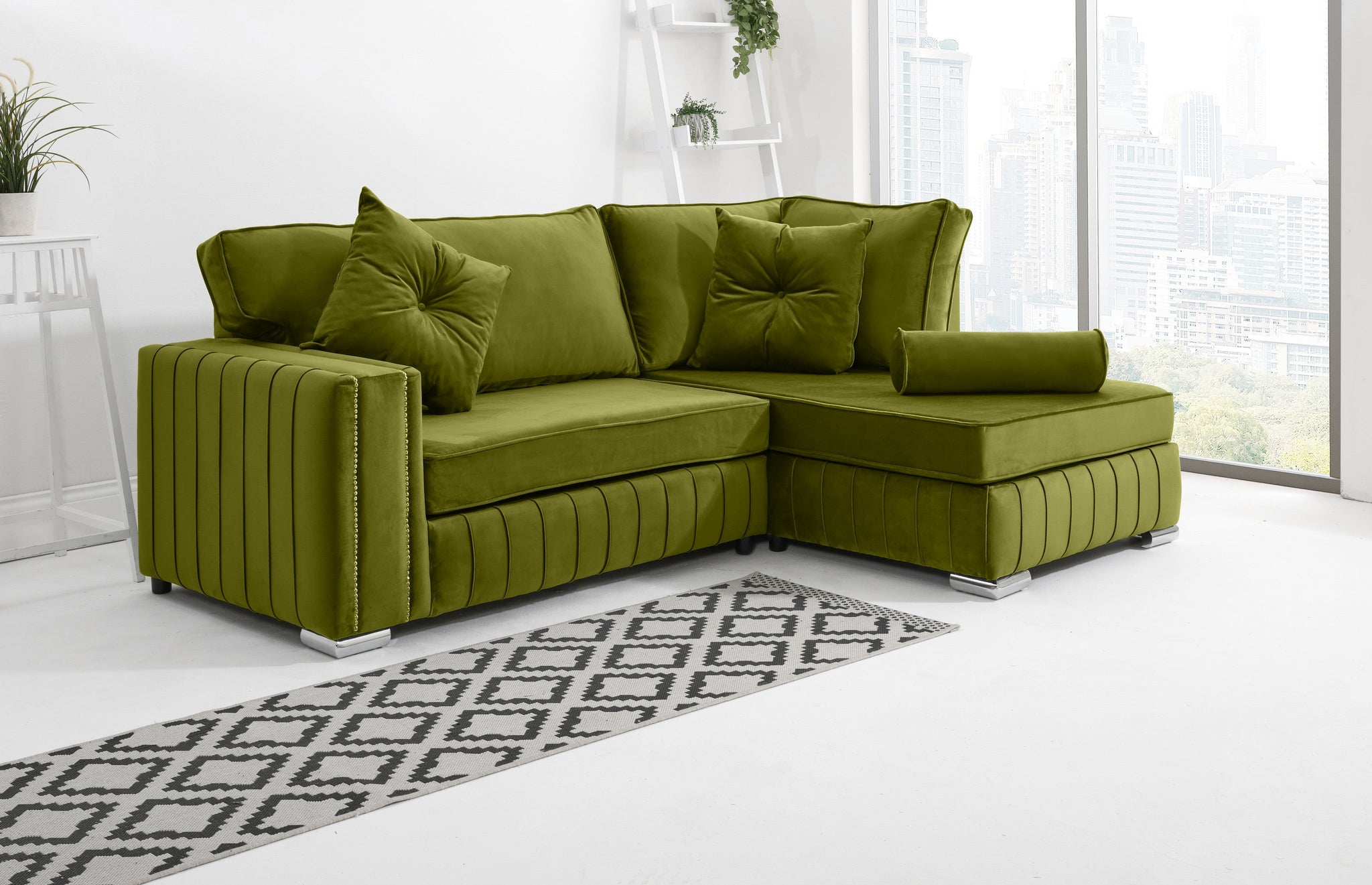 Lyra Lounge Fullback - Facing Right + Extra Cushions