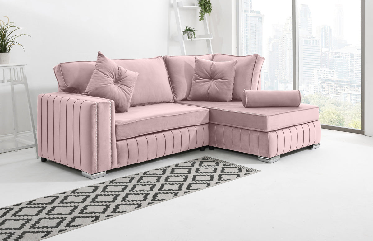 Lyra Lounge Fullback - Facing Right + Extra Cushions