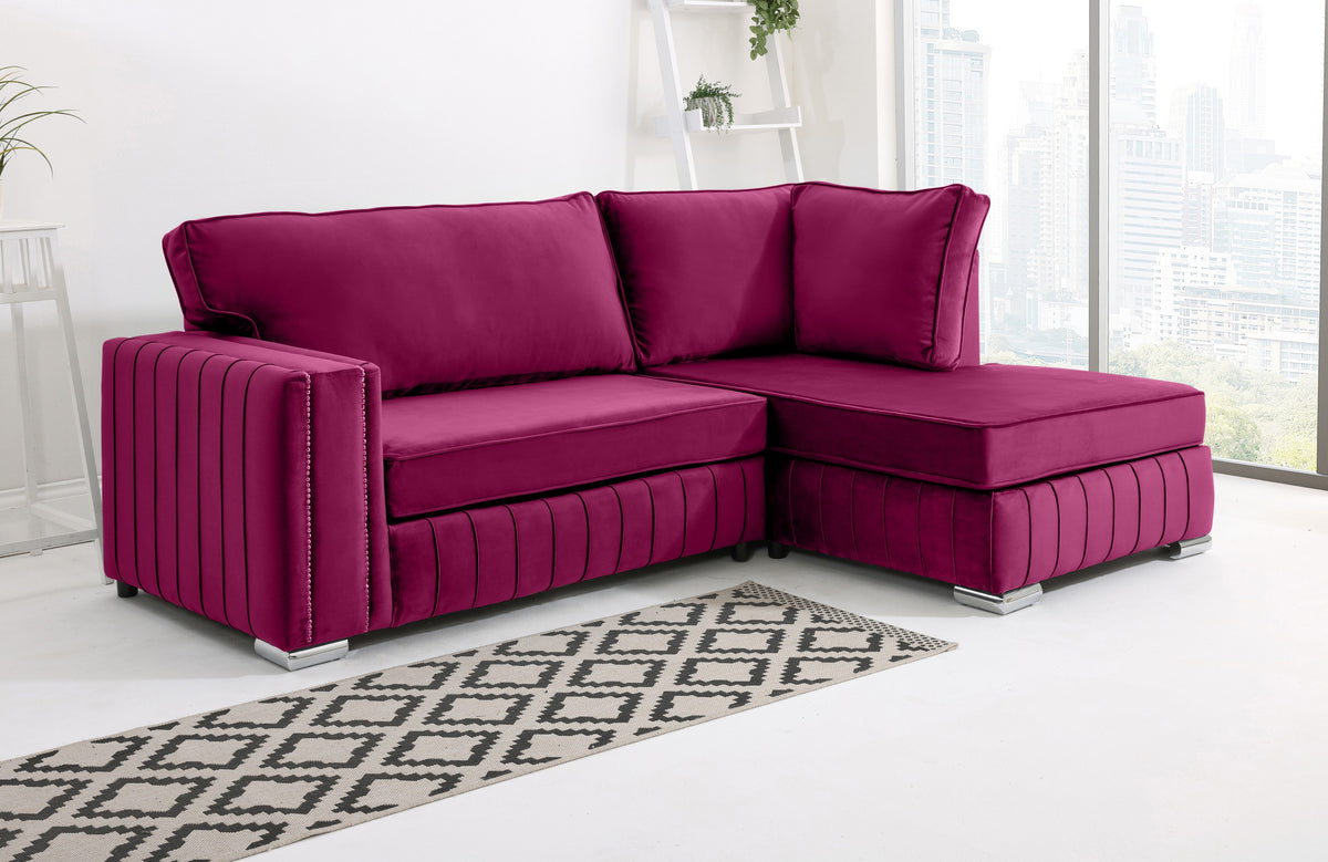 Lyra Lounge Fullback - Facing Right