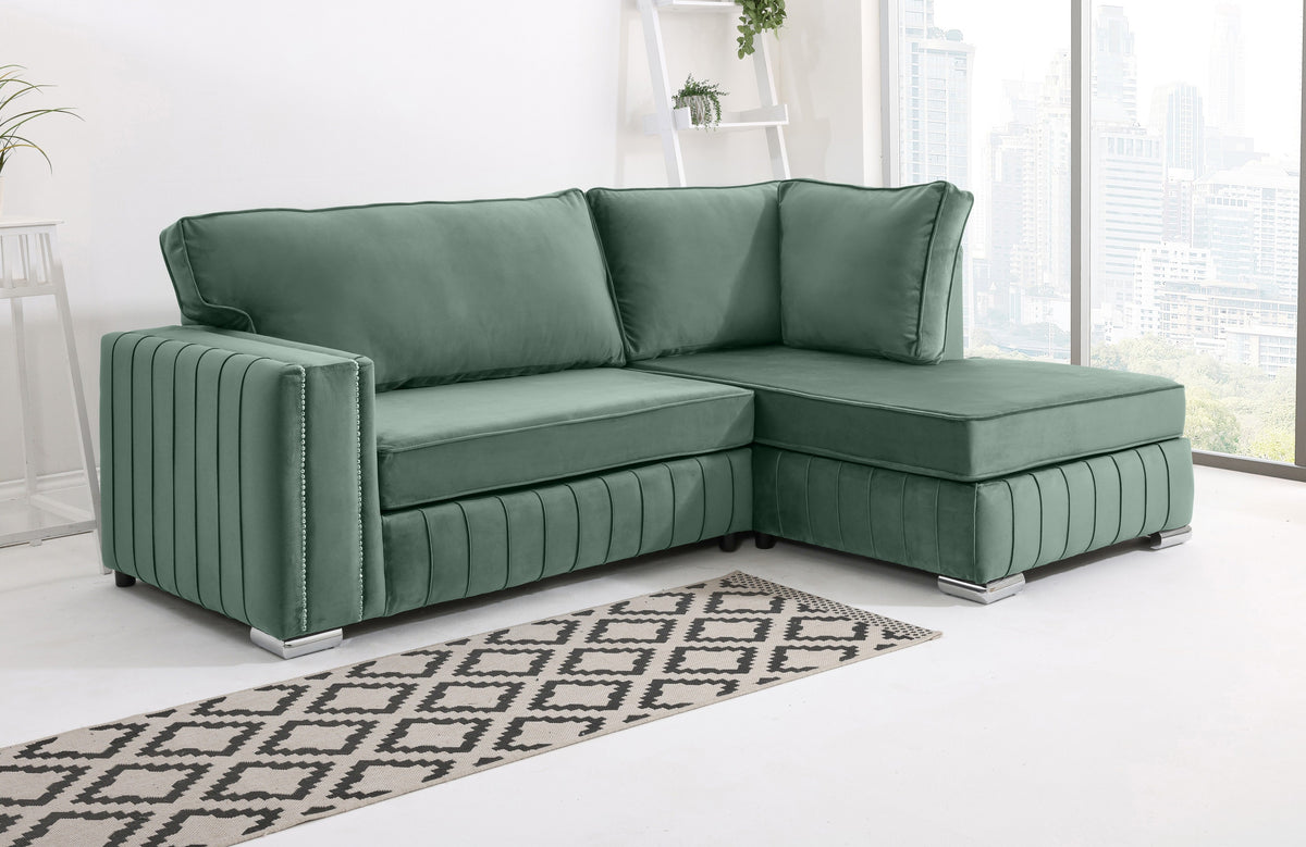 Lyra Lounge Fullback - Facing Right