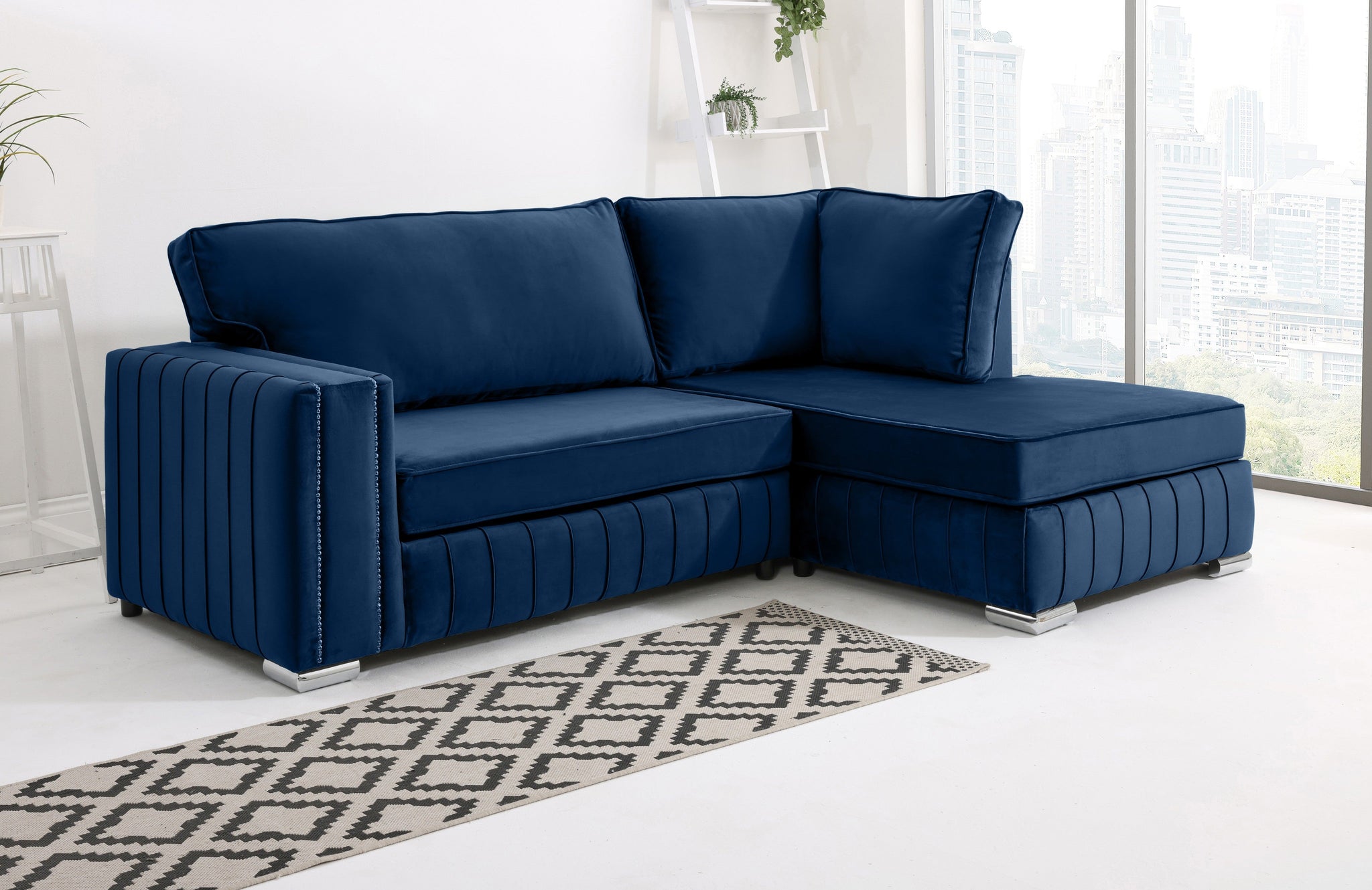 Lyra Lounge Fullback - Facing Right