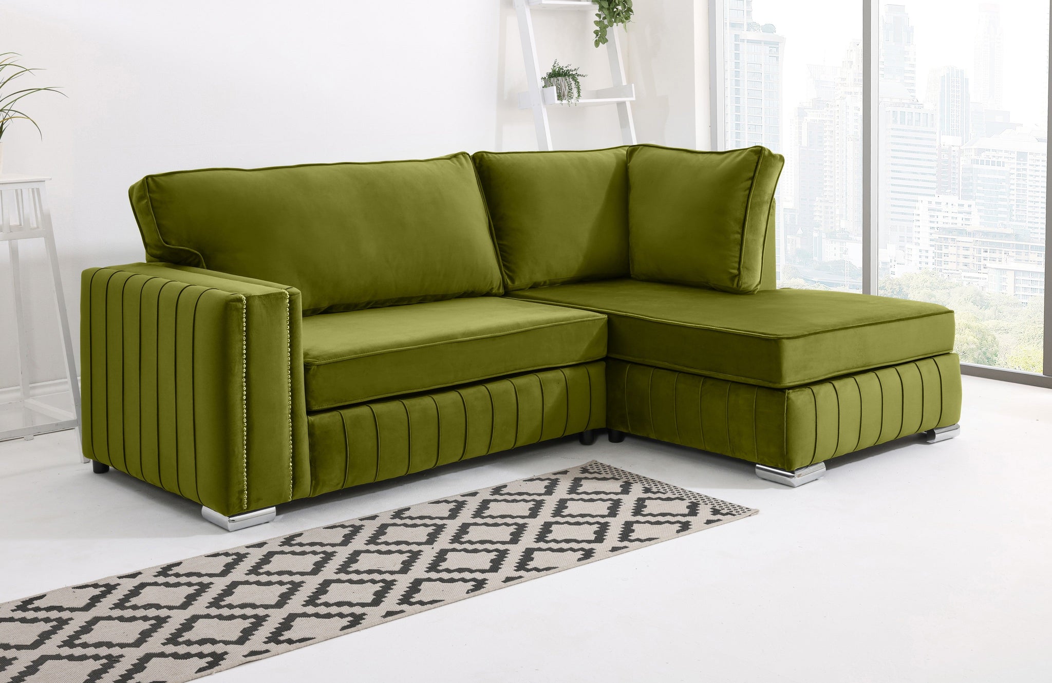 Lyra Lounge Fullback - Facing Right