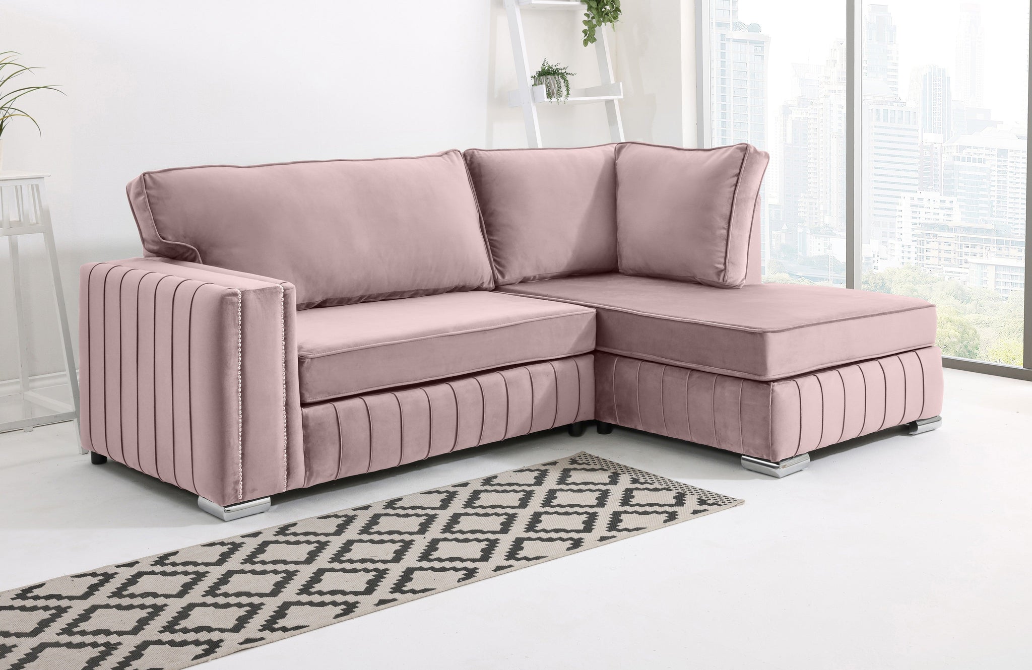 Lyra Lounge Fullback - Facing Right