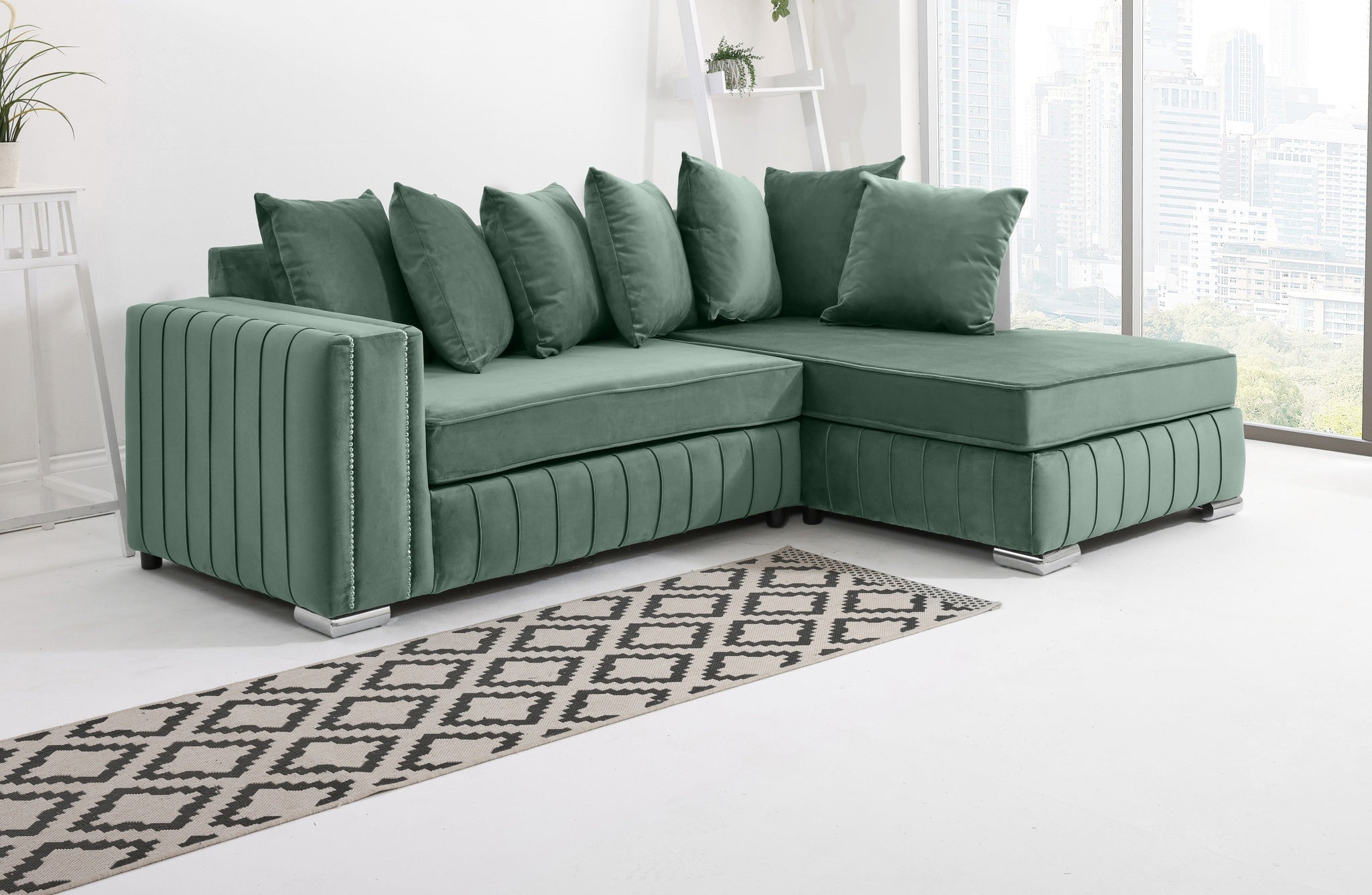 Lyra Lounge Scatterback - Facing Right