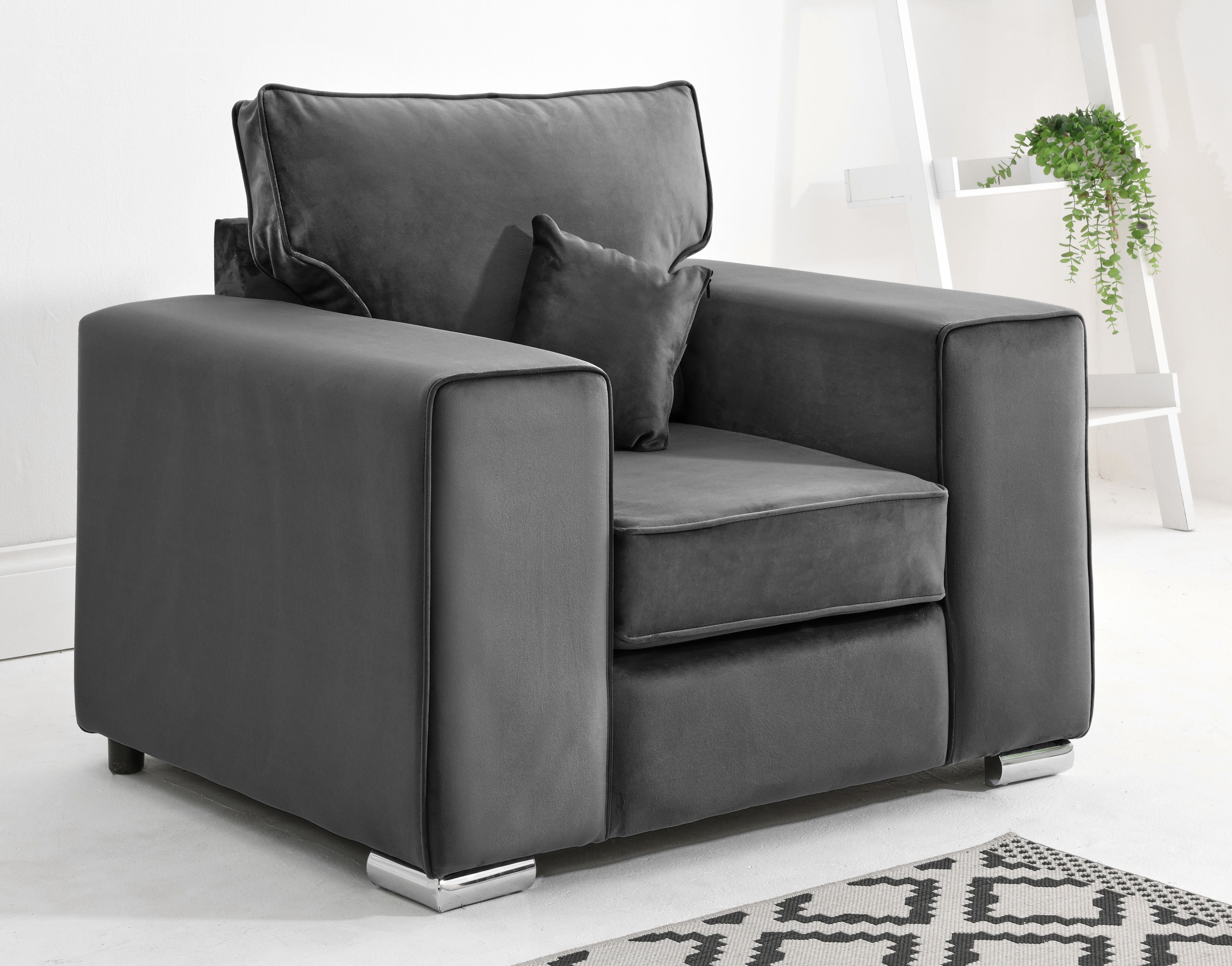 Elara 3+2 Fullback + Extra Cushions