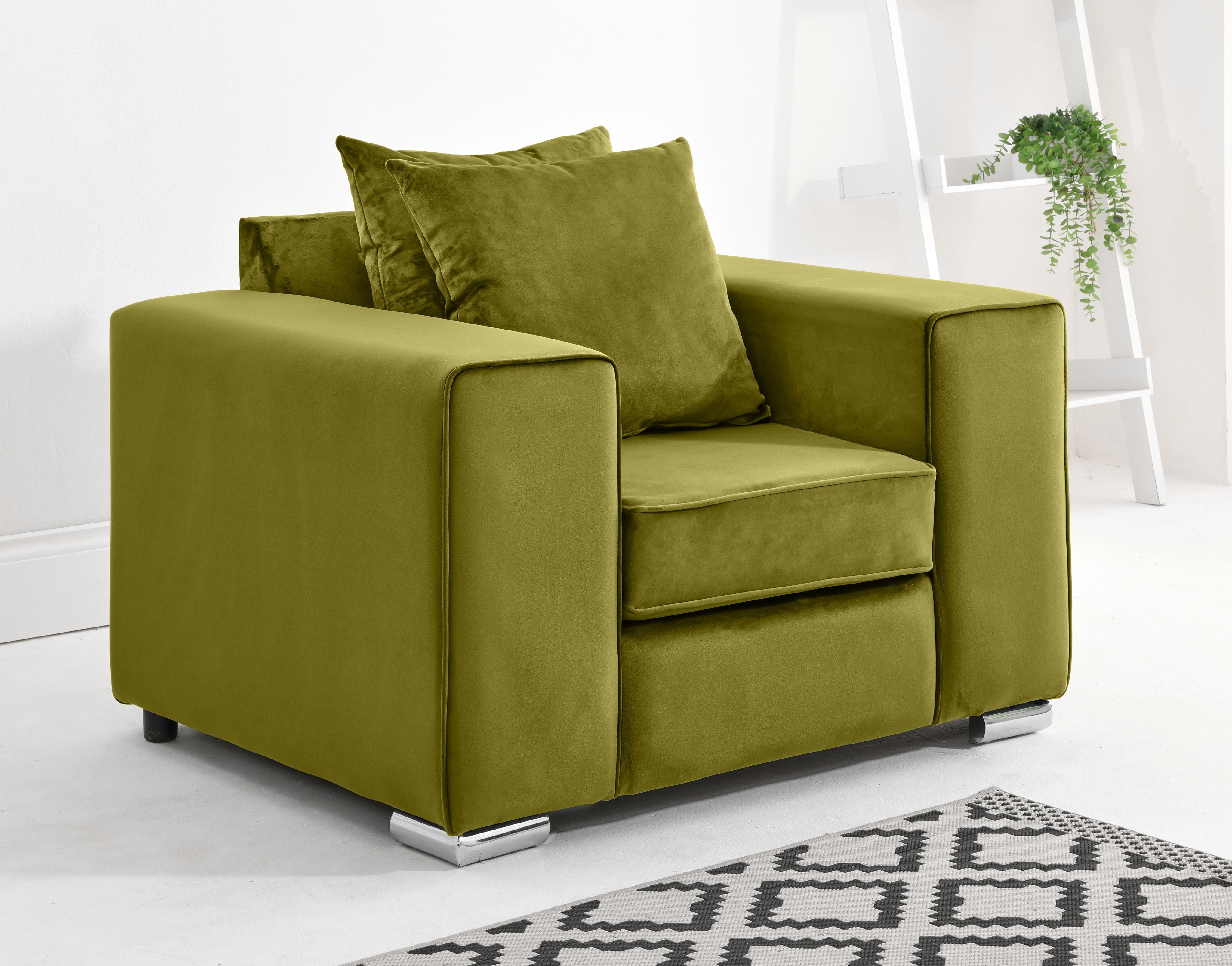 Elara Corner Scatterback