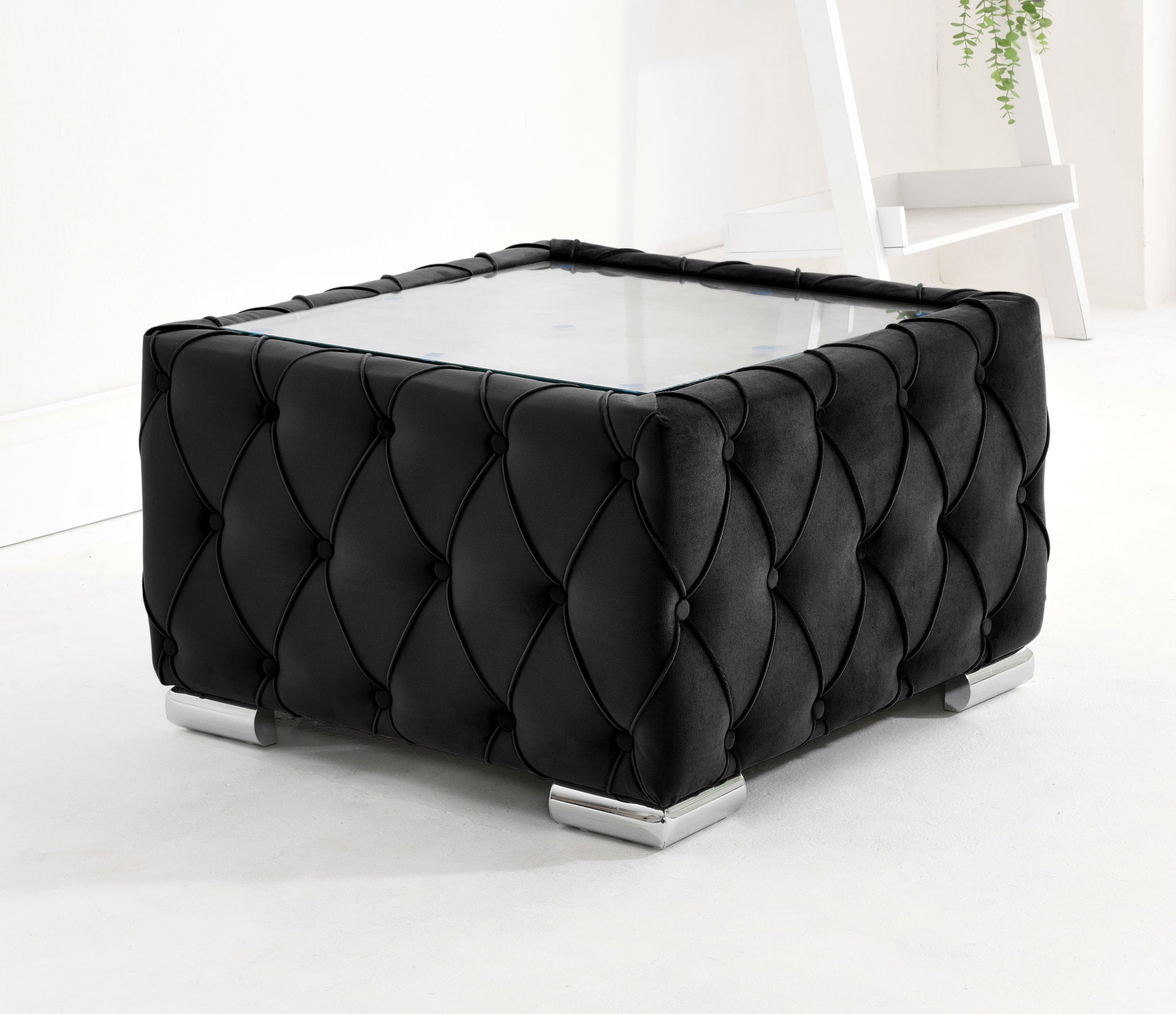 Callen Corner Fullback - 2c2 + Bolster / Buttoned Cushions